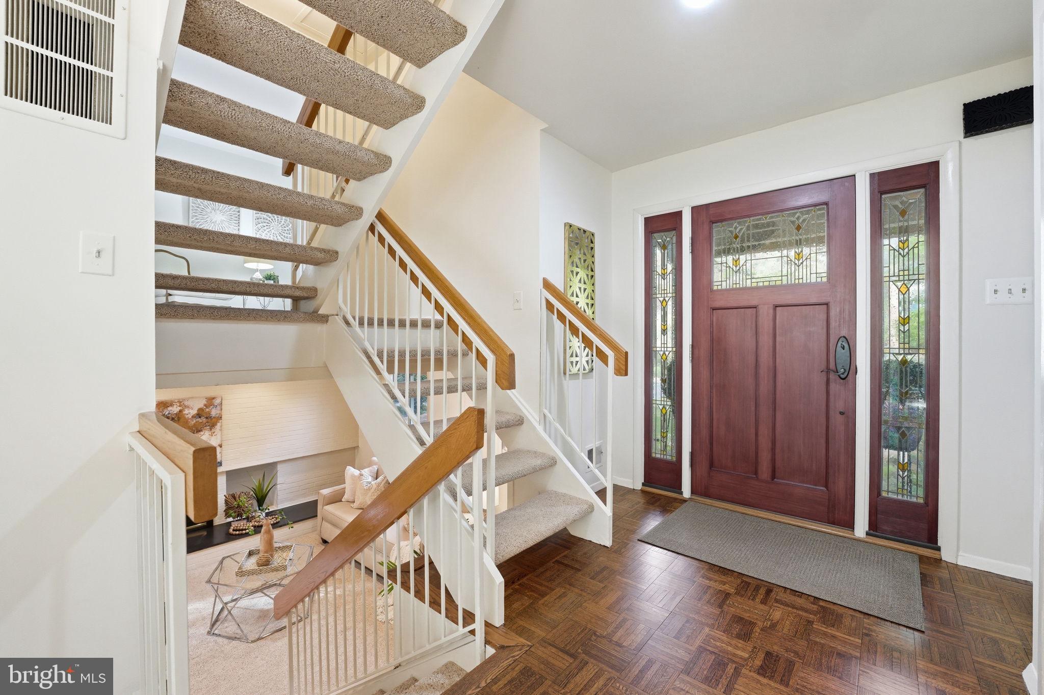 RESTON - Residential