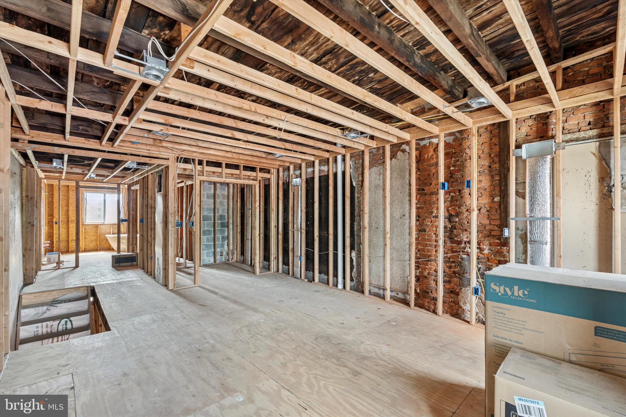 OLDE KENSINGTON - Residential