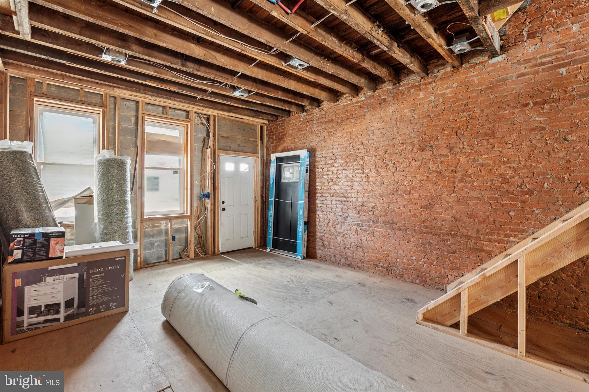 OLDE KENSINGTON - Residential