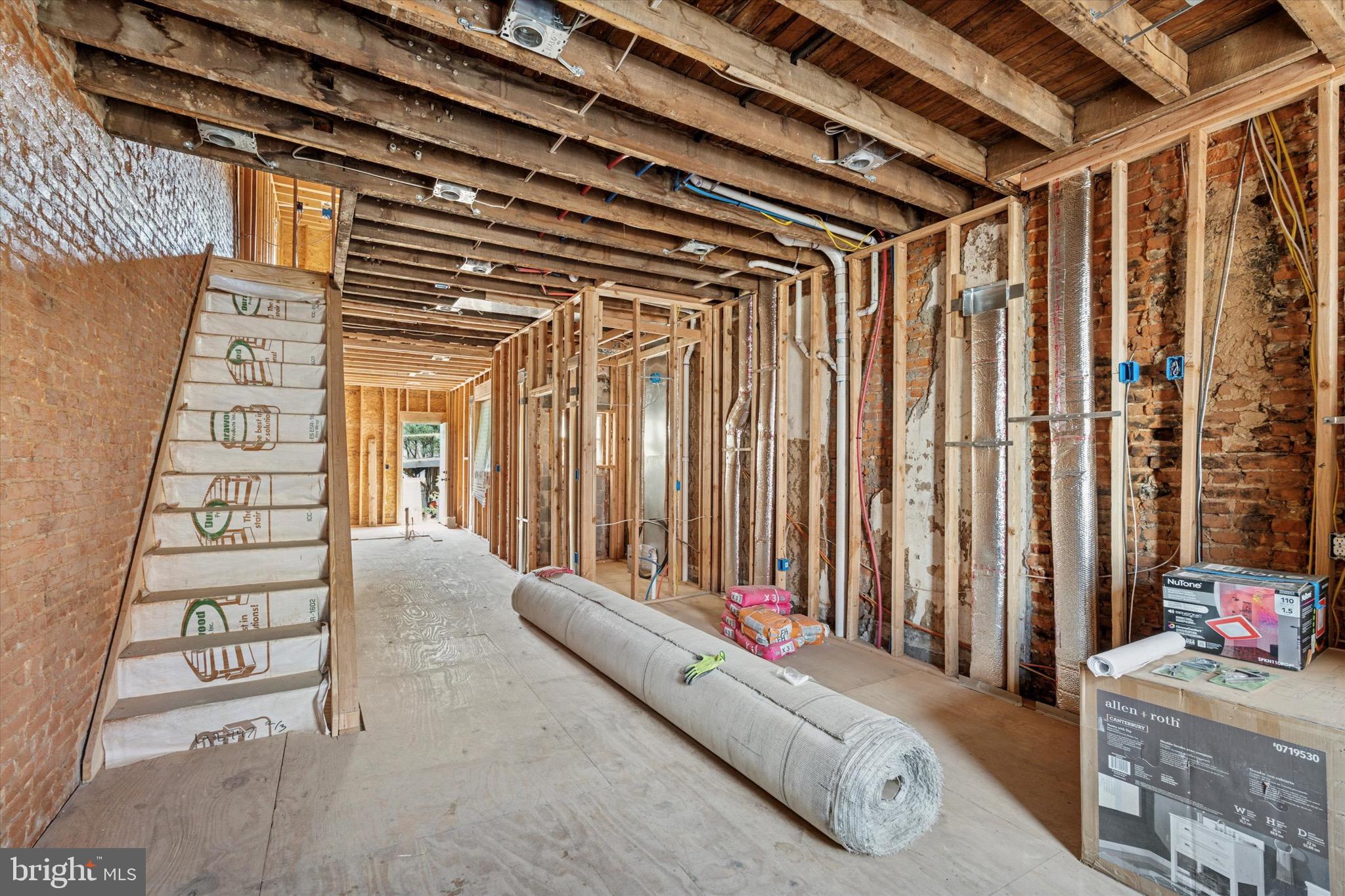 OLDE KENSINGTON - Residential