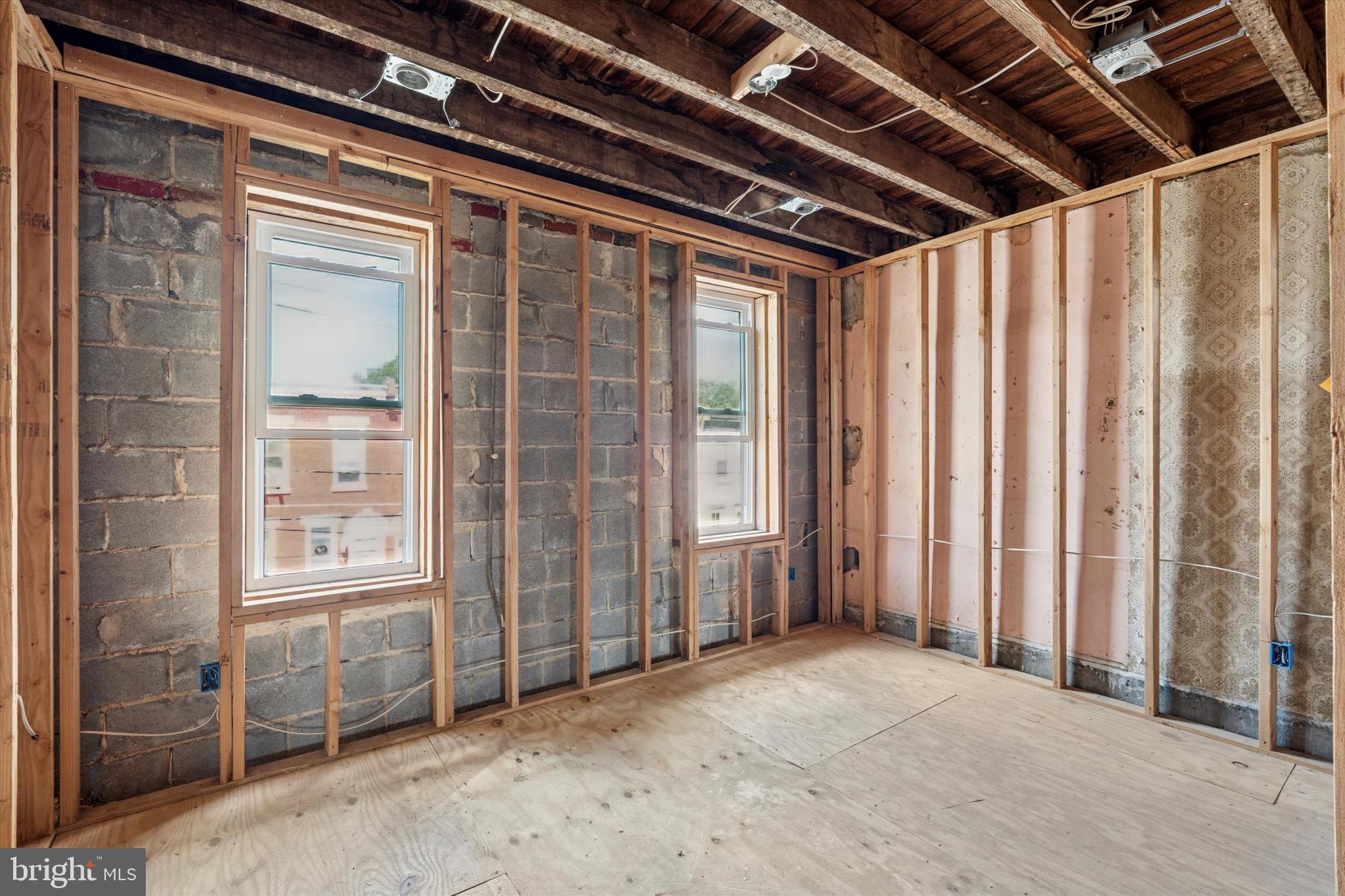 OLDE KENSINGTON - Residential