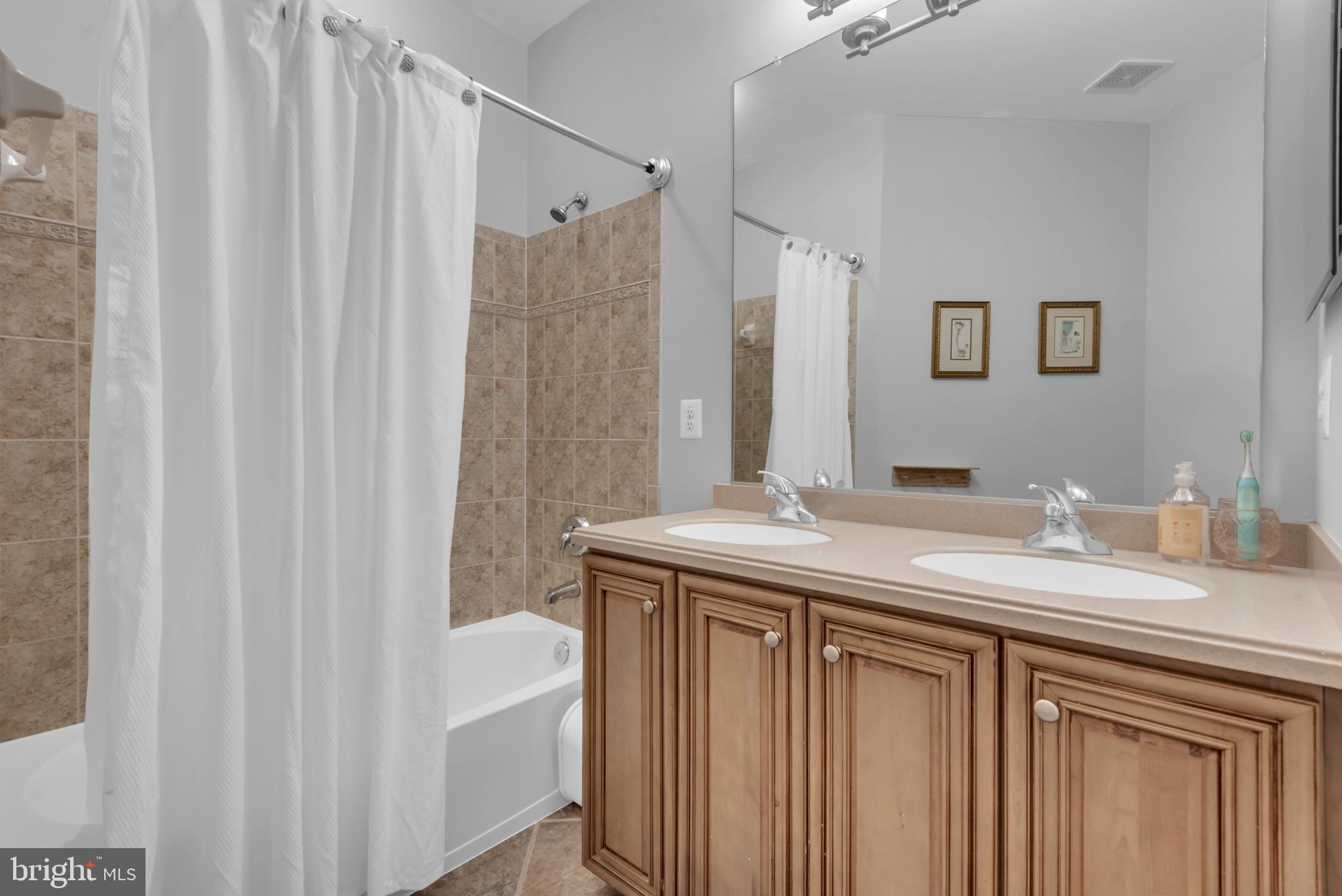 KINGSPORT - Residential