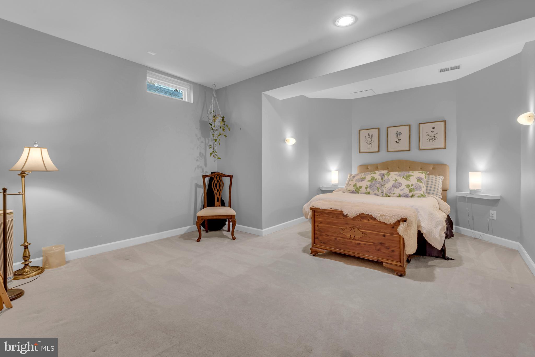 KINGSPORT - Residential