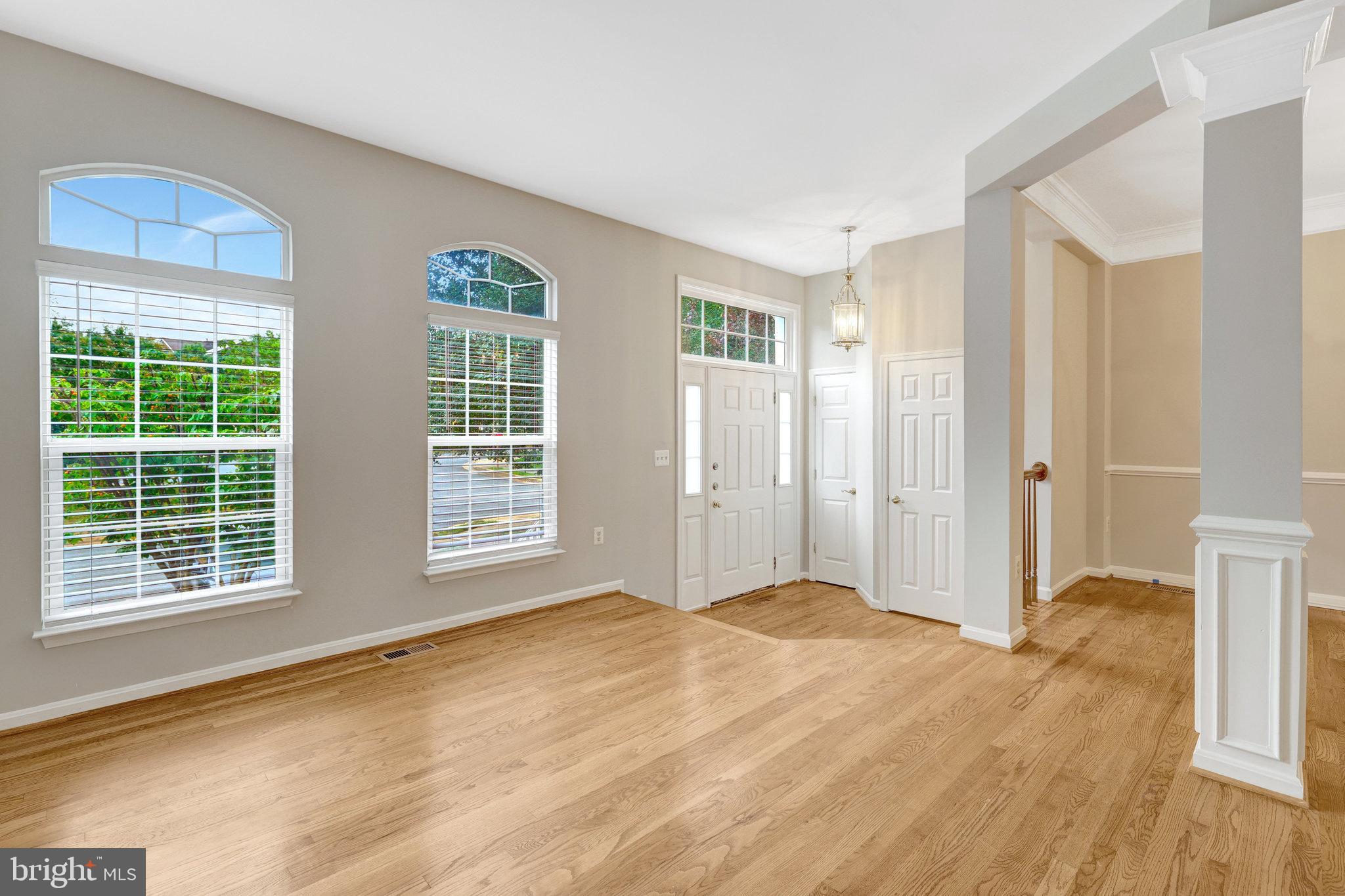 GREAT FALLS CHASE - Residential Lease