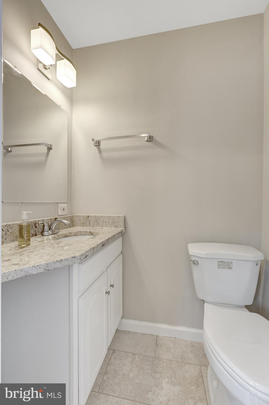 GREAT FALLS CHASE - Residential Lease