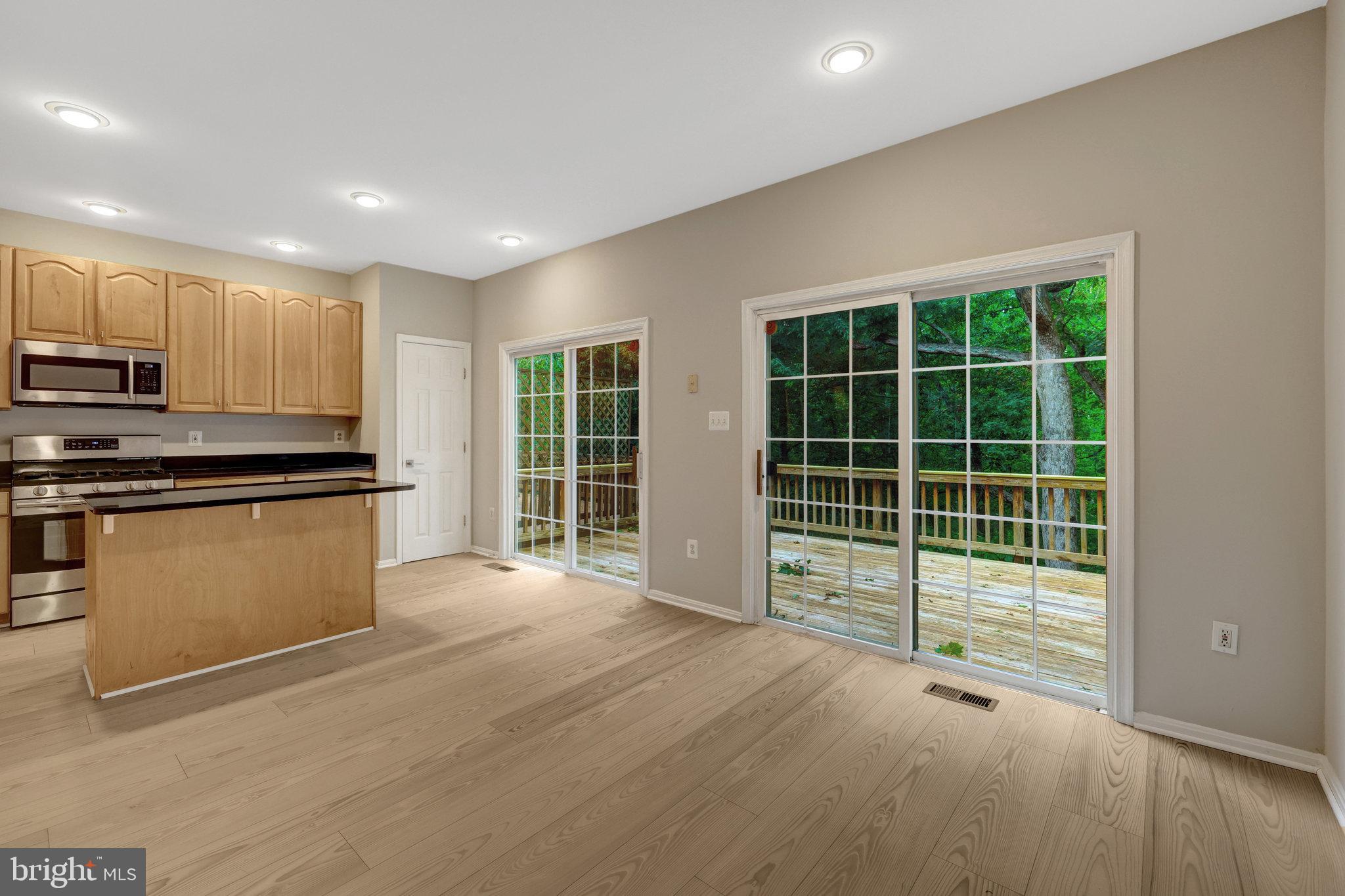 GREAT FALLS CHASE - Residential Lease