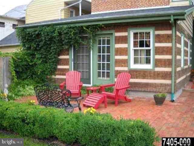 EAST BERLIN - Residential Lease