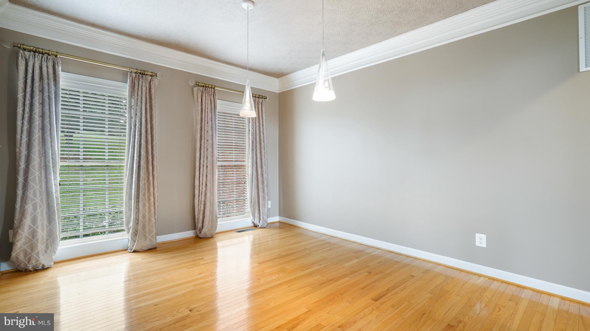 COLVARD MANOR - Residential