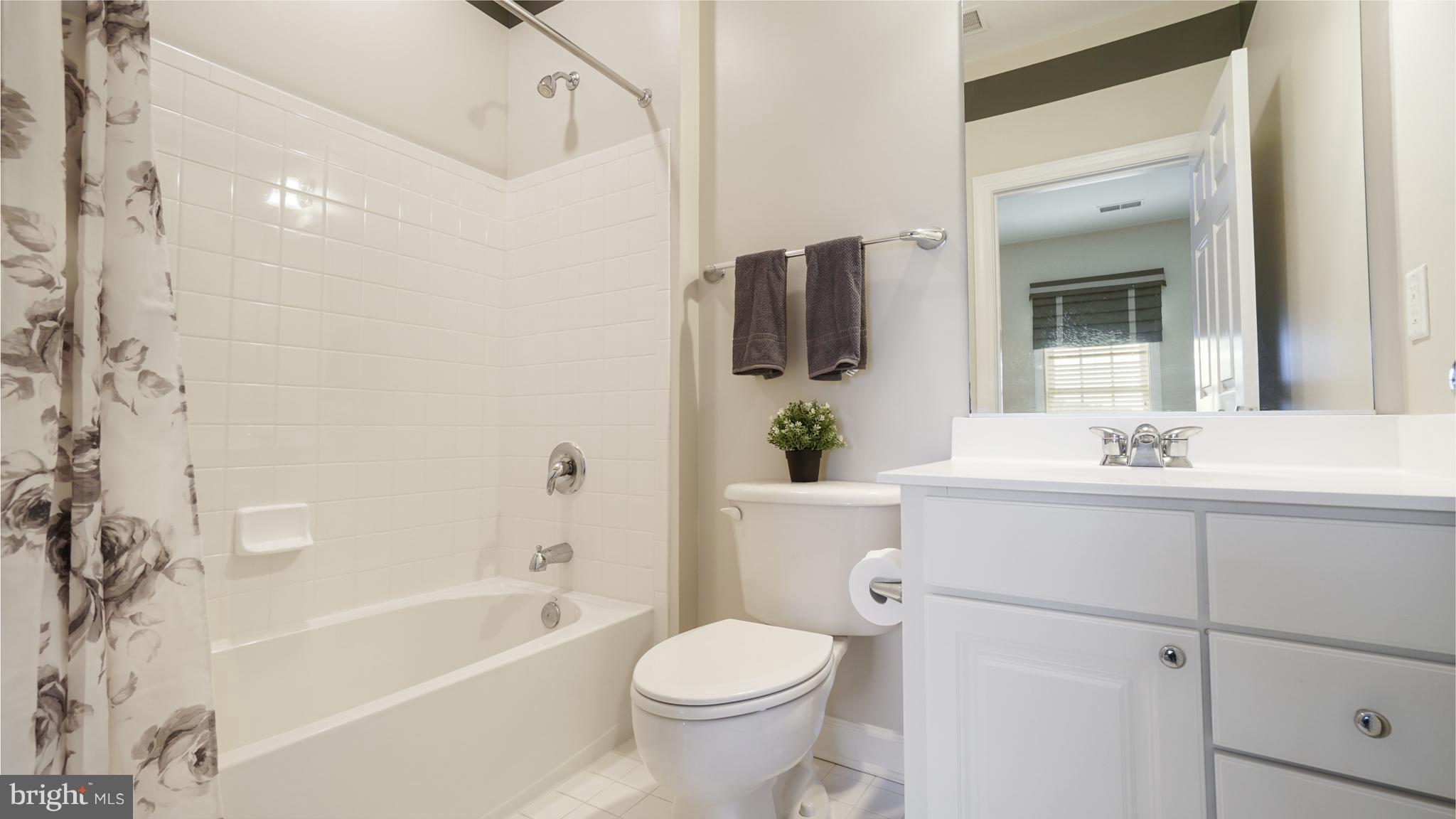 COLVARD MANOR - Residential