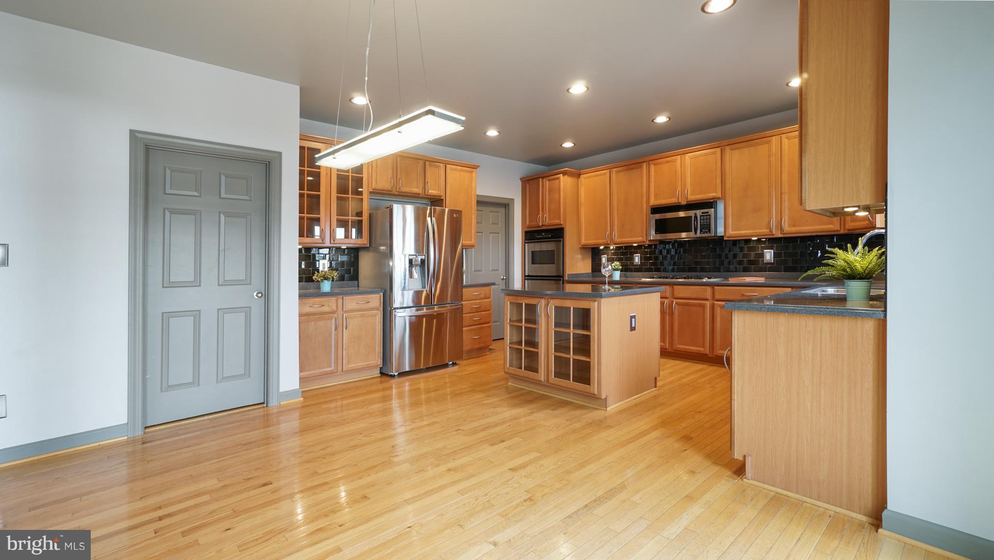 COLVARD MANOR - Residential