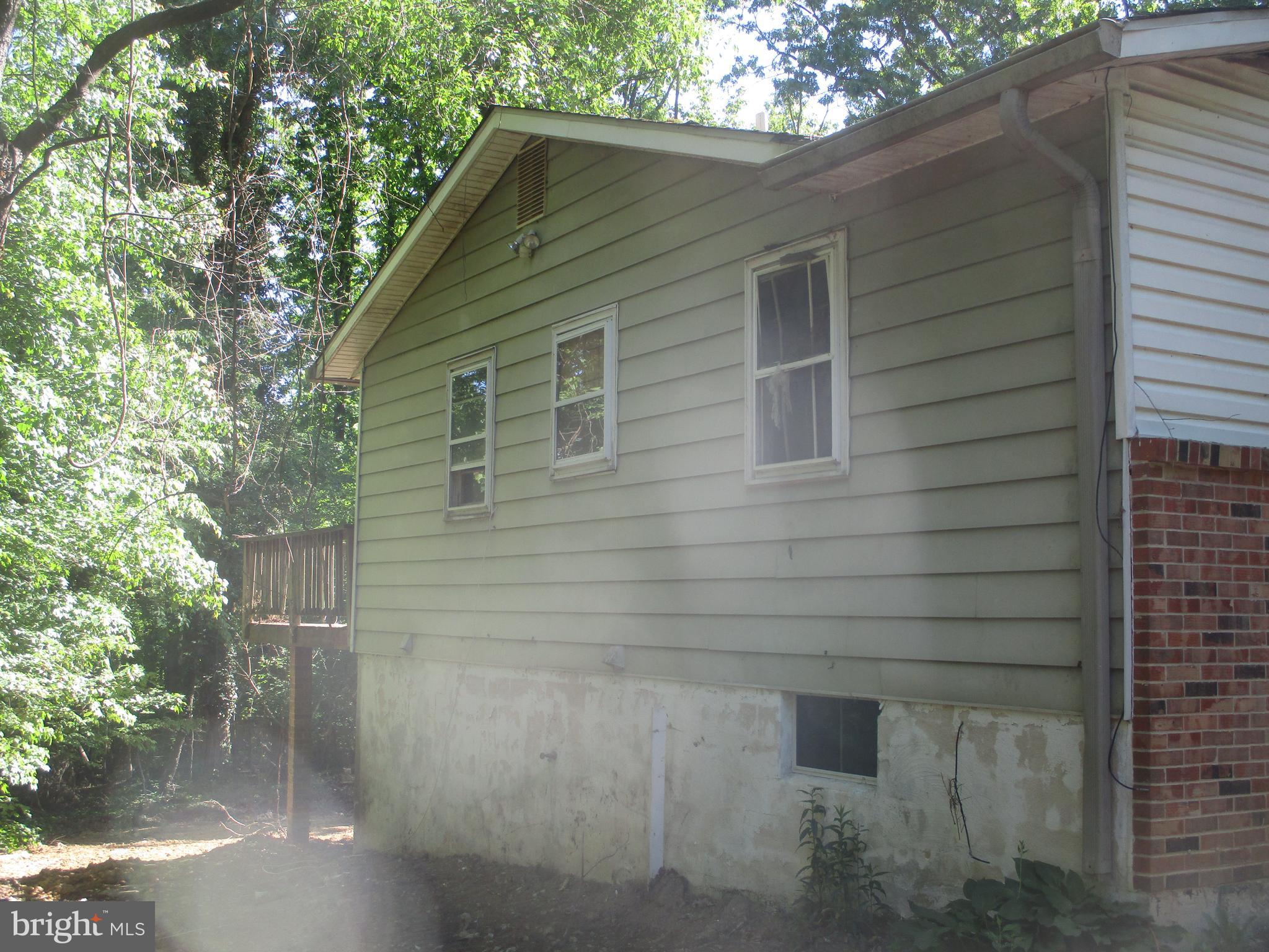 CRESTWOOD HEIGHTS - Residential