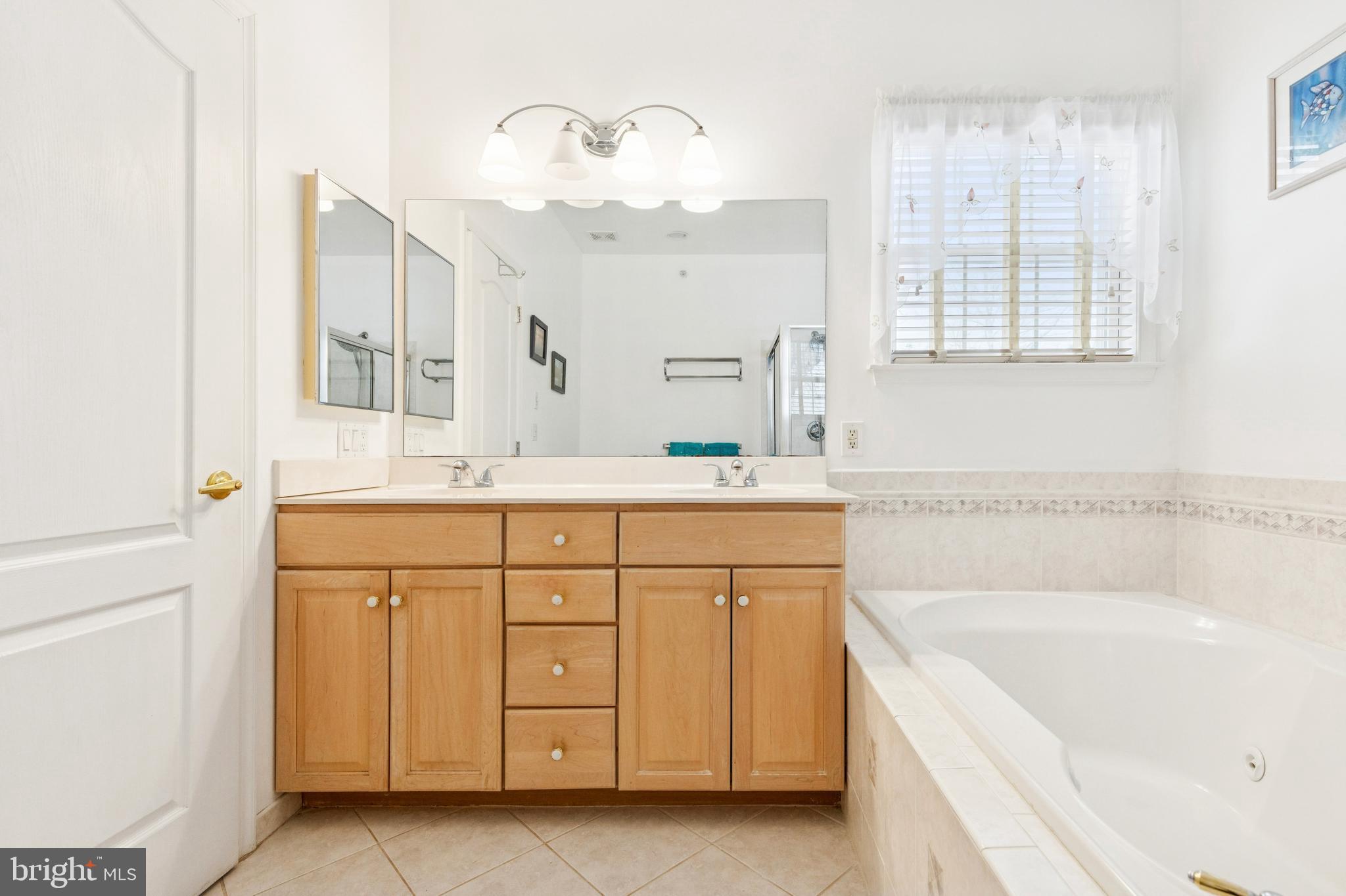 LEGACY OAKS - Residential