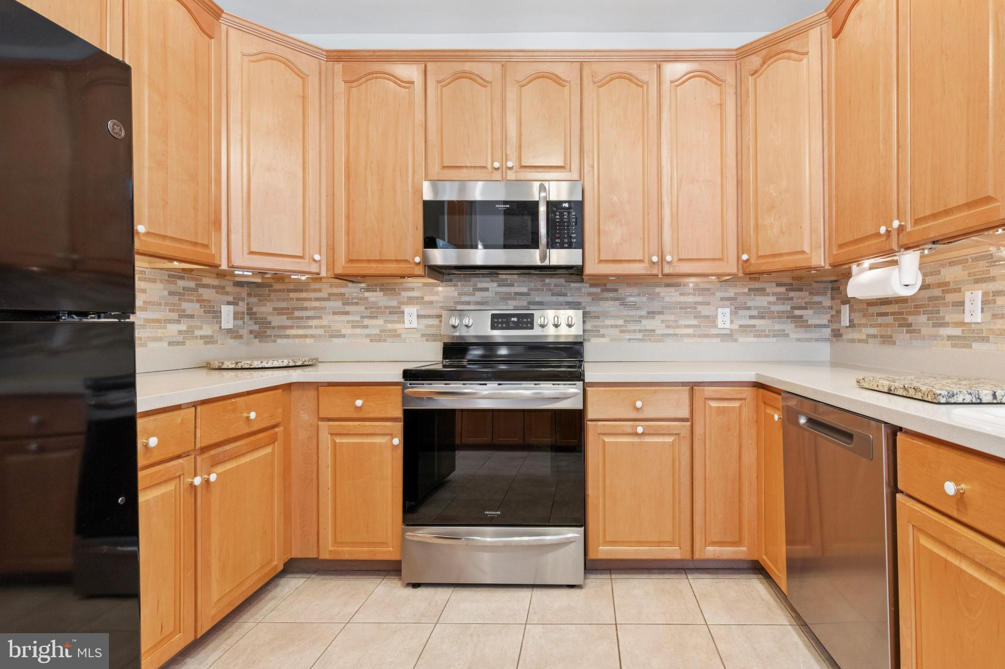 LEGACY OAKS - Residential