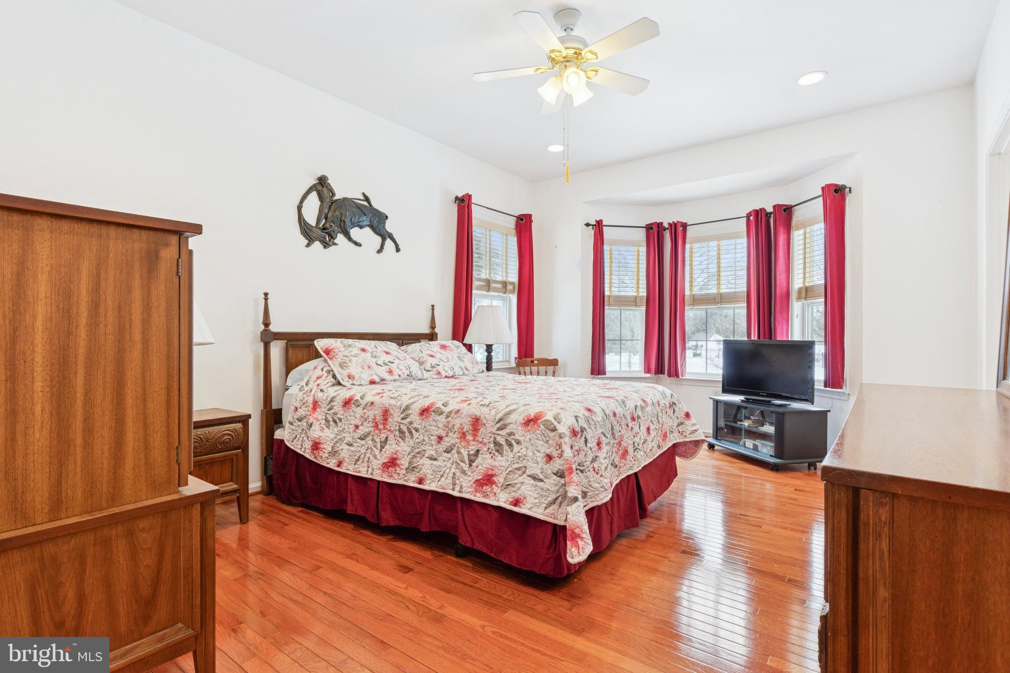 LEGACY OAKS - Residential