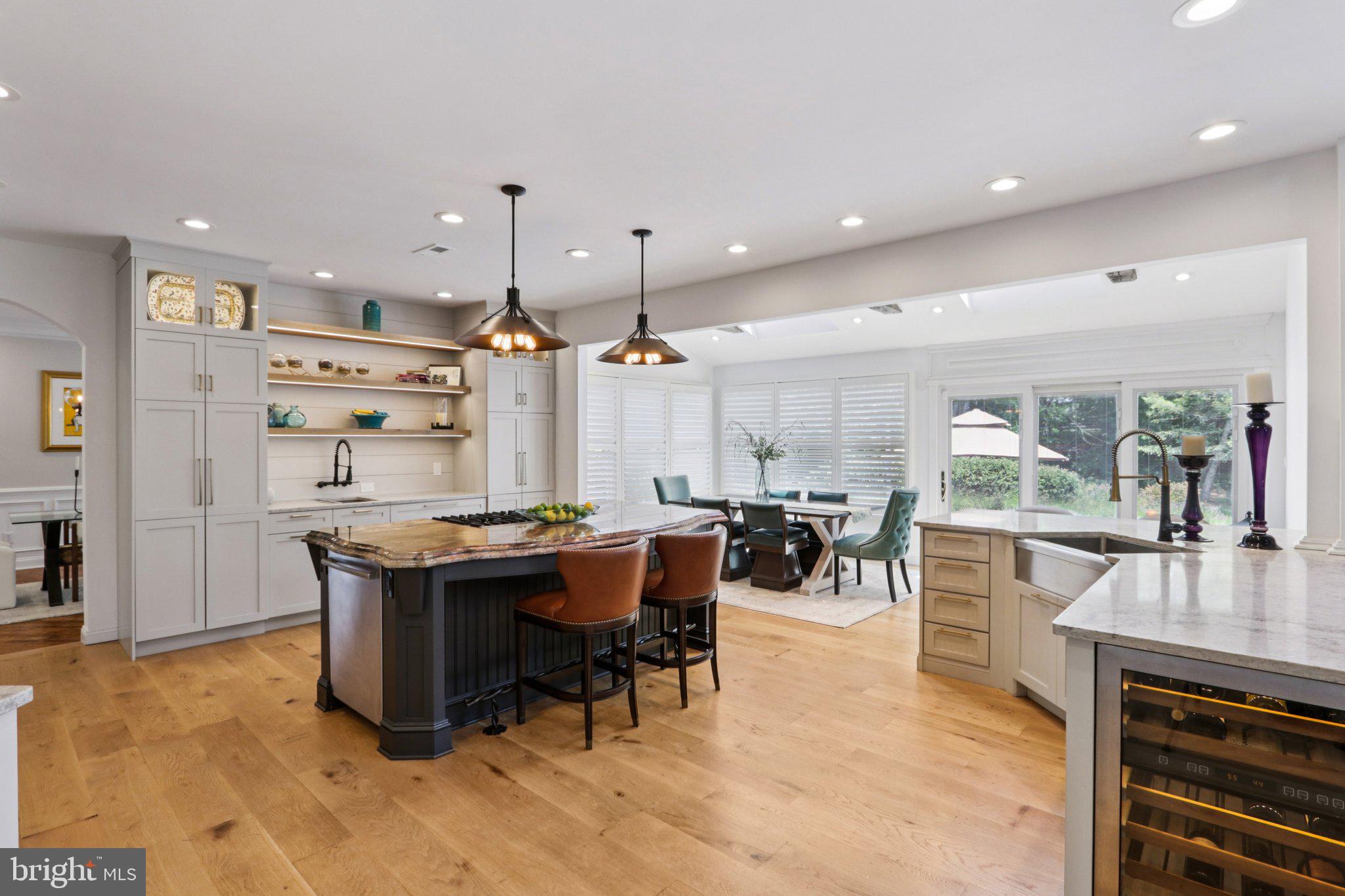 DEVONSHIRE ESTATES - Residential