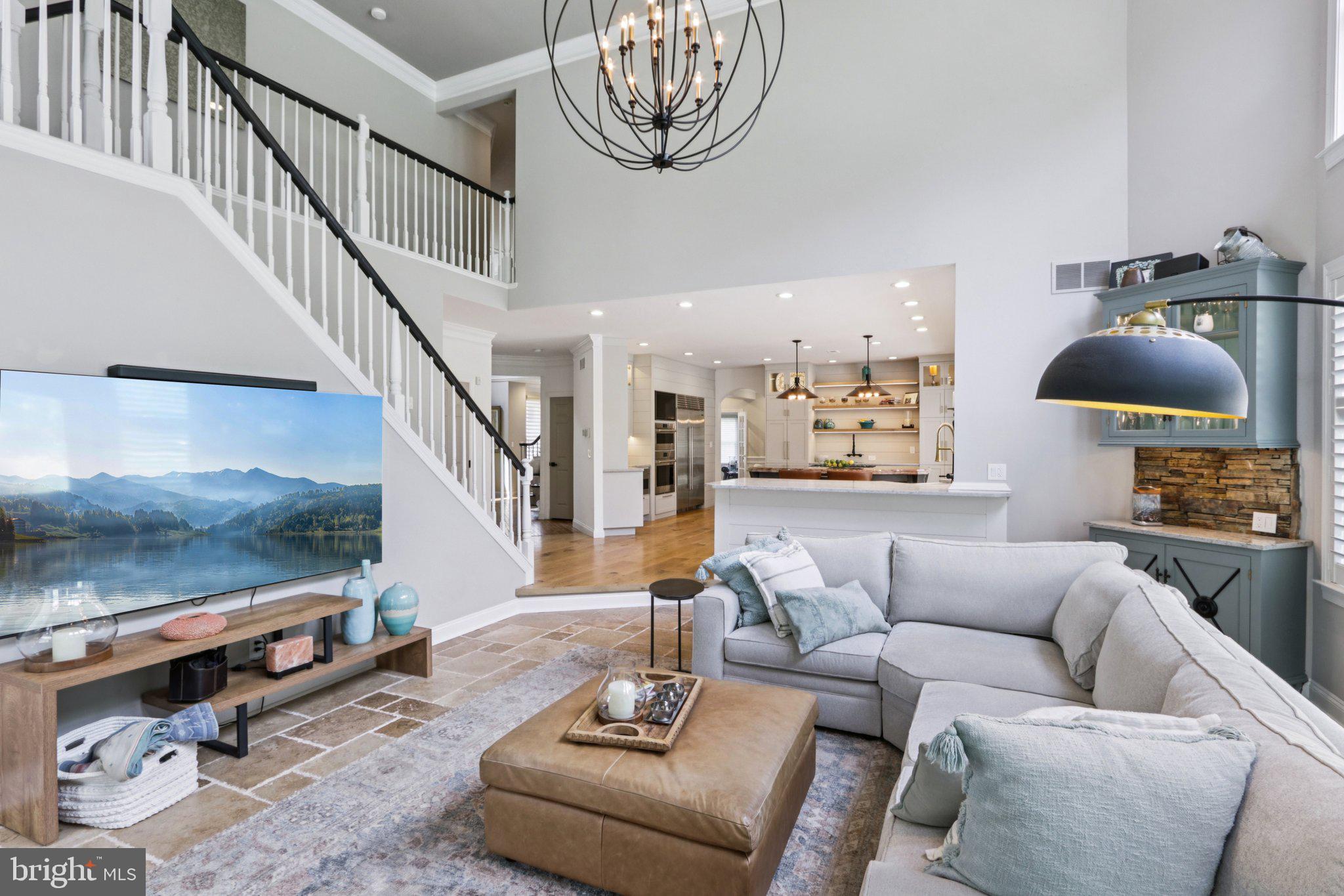 DEVONSHIRE ESTATES - Residential