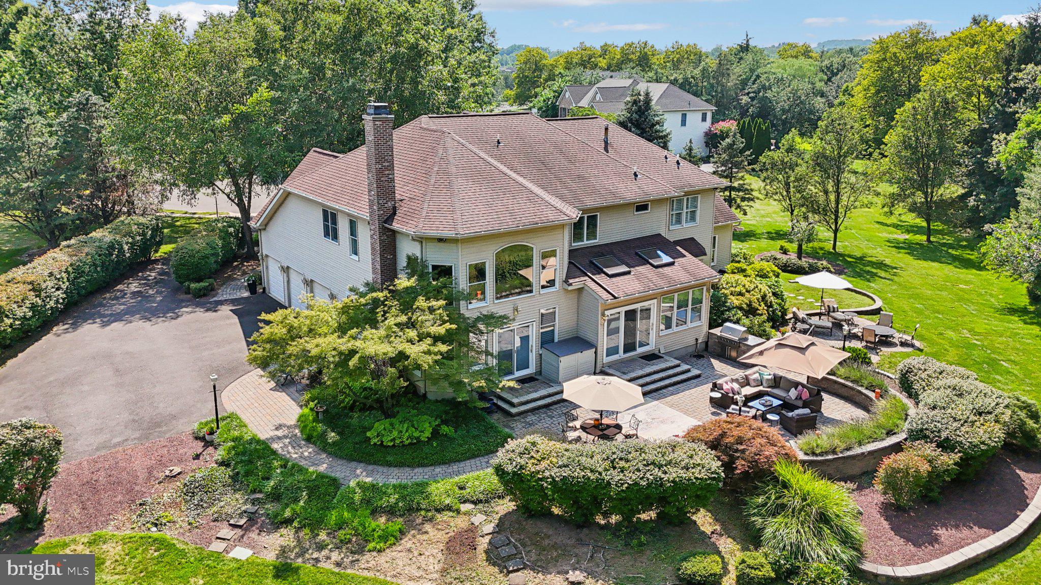 DEVONSHIRE ESTATES - Residential