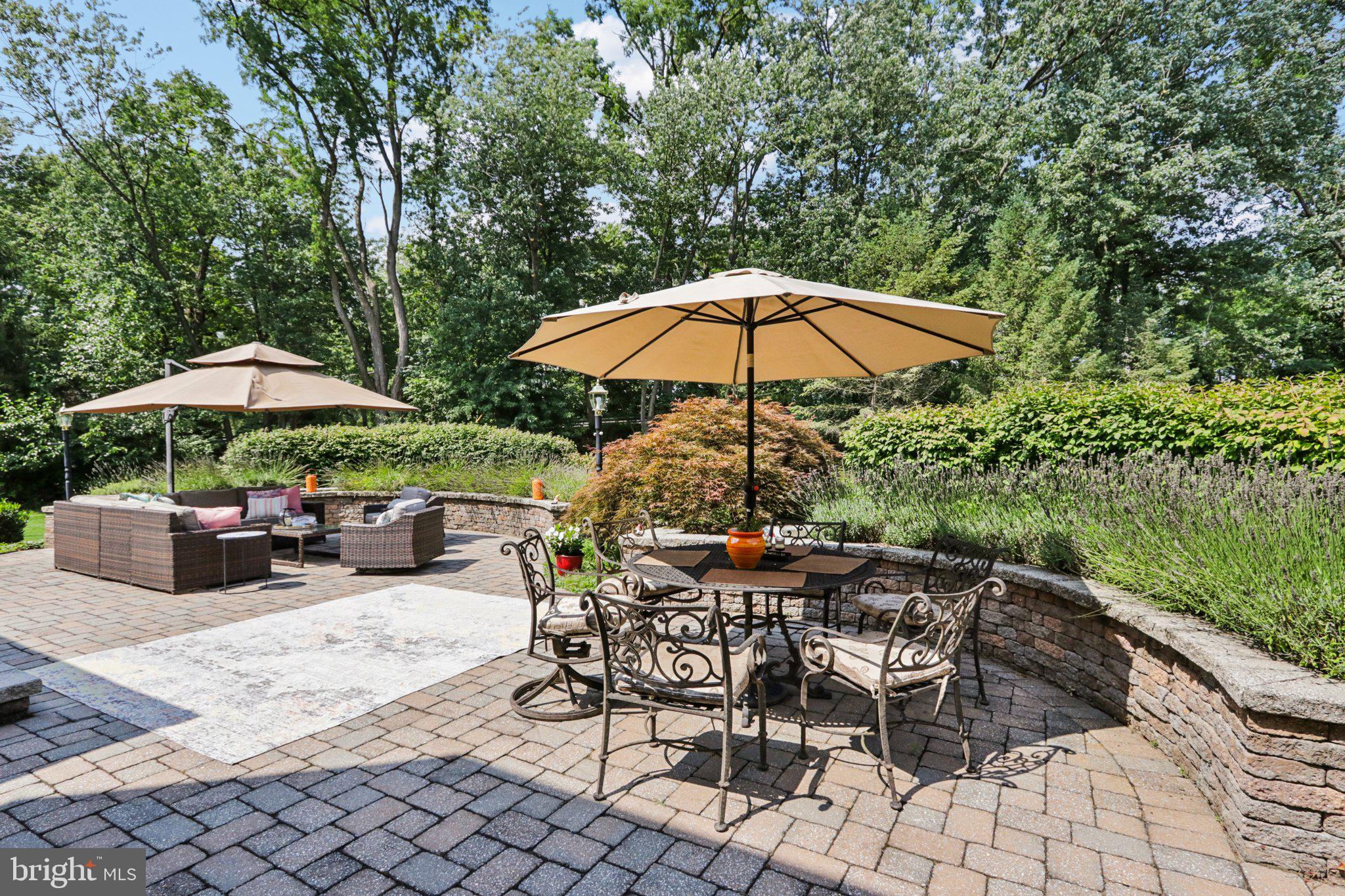 DEVONSHIRE ESTATES - Residential