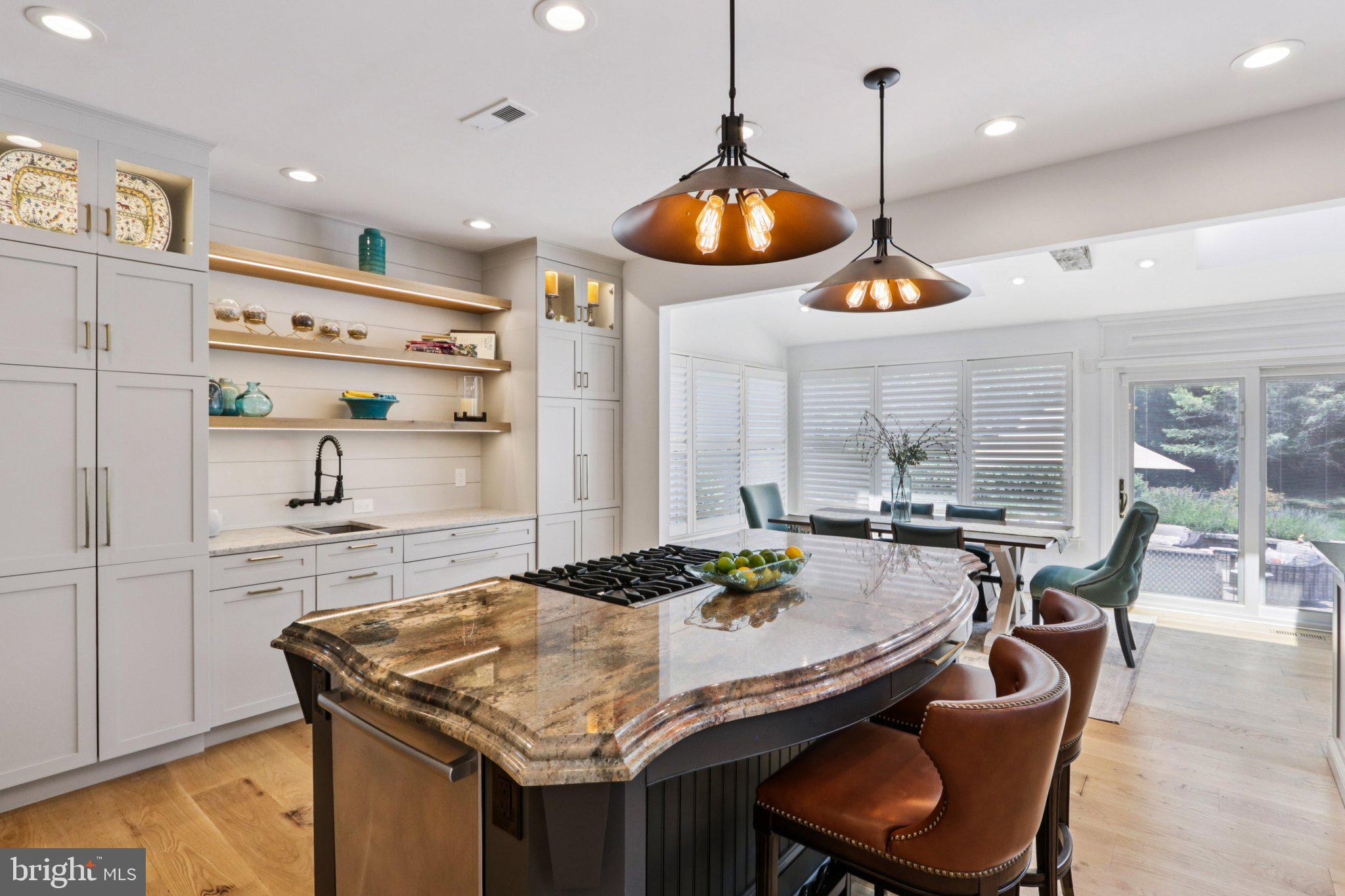 DEVONSHIRE ESTATES - Residential