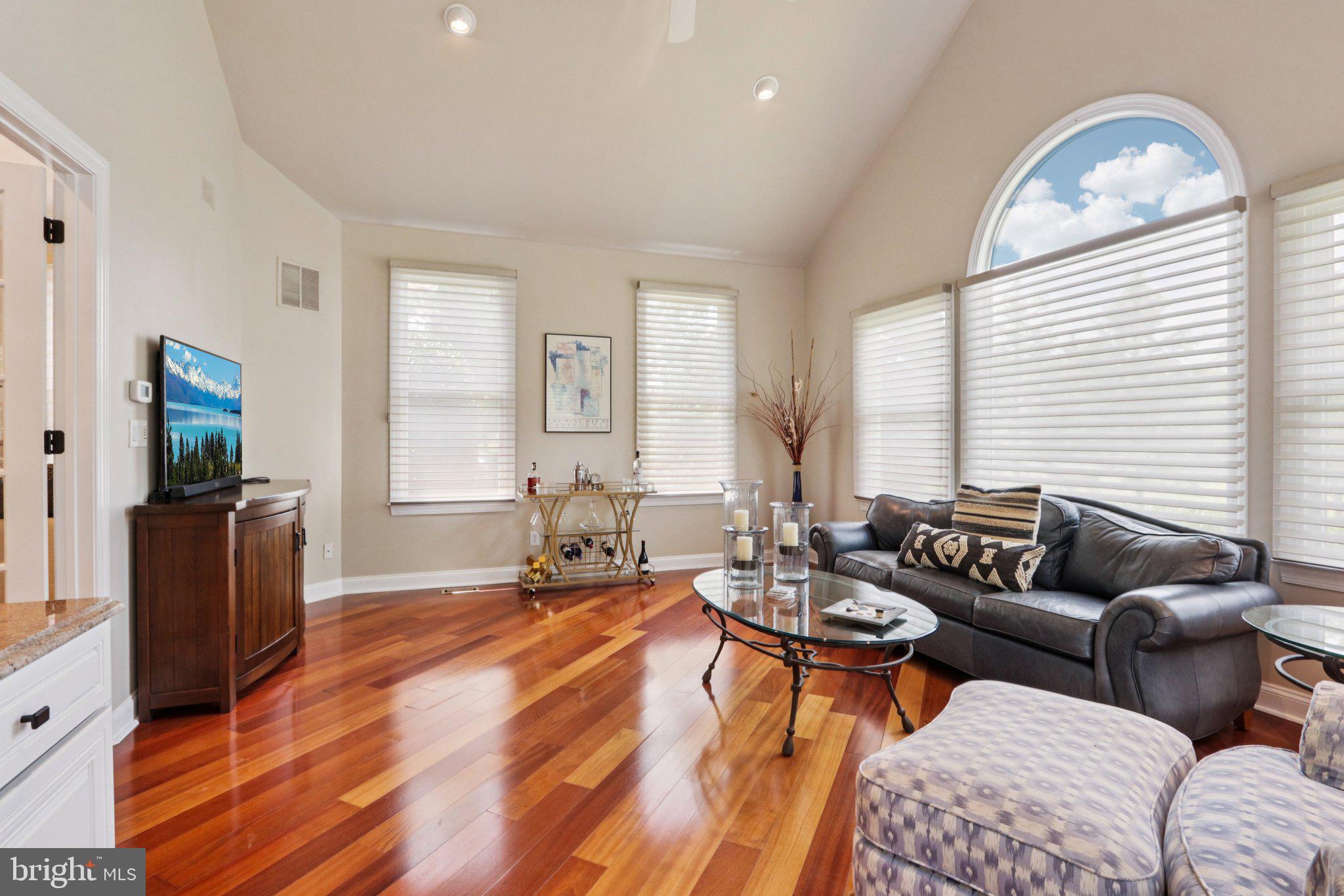 DEVONSHIRE ESTATES - Residential