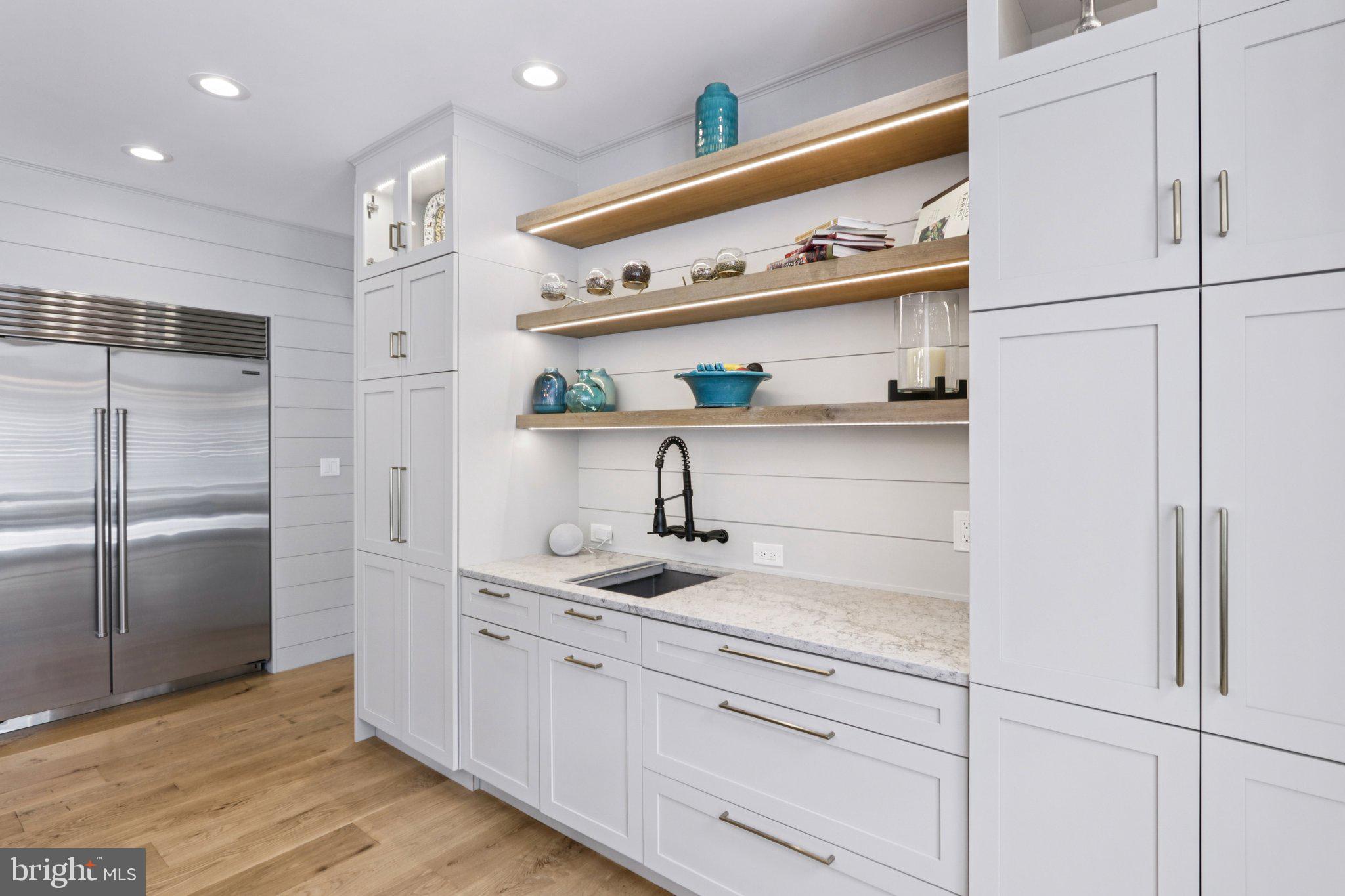 DEVONSHIRE ESTATES - Residential