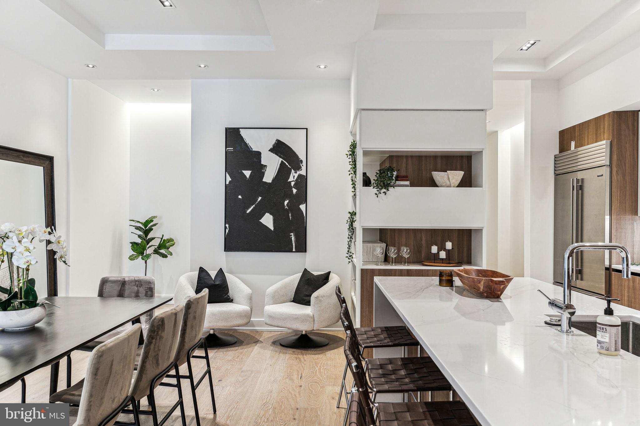 RITTENHOUSE SQUARE - Residential