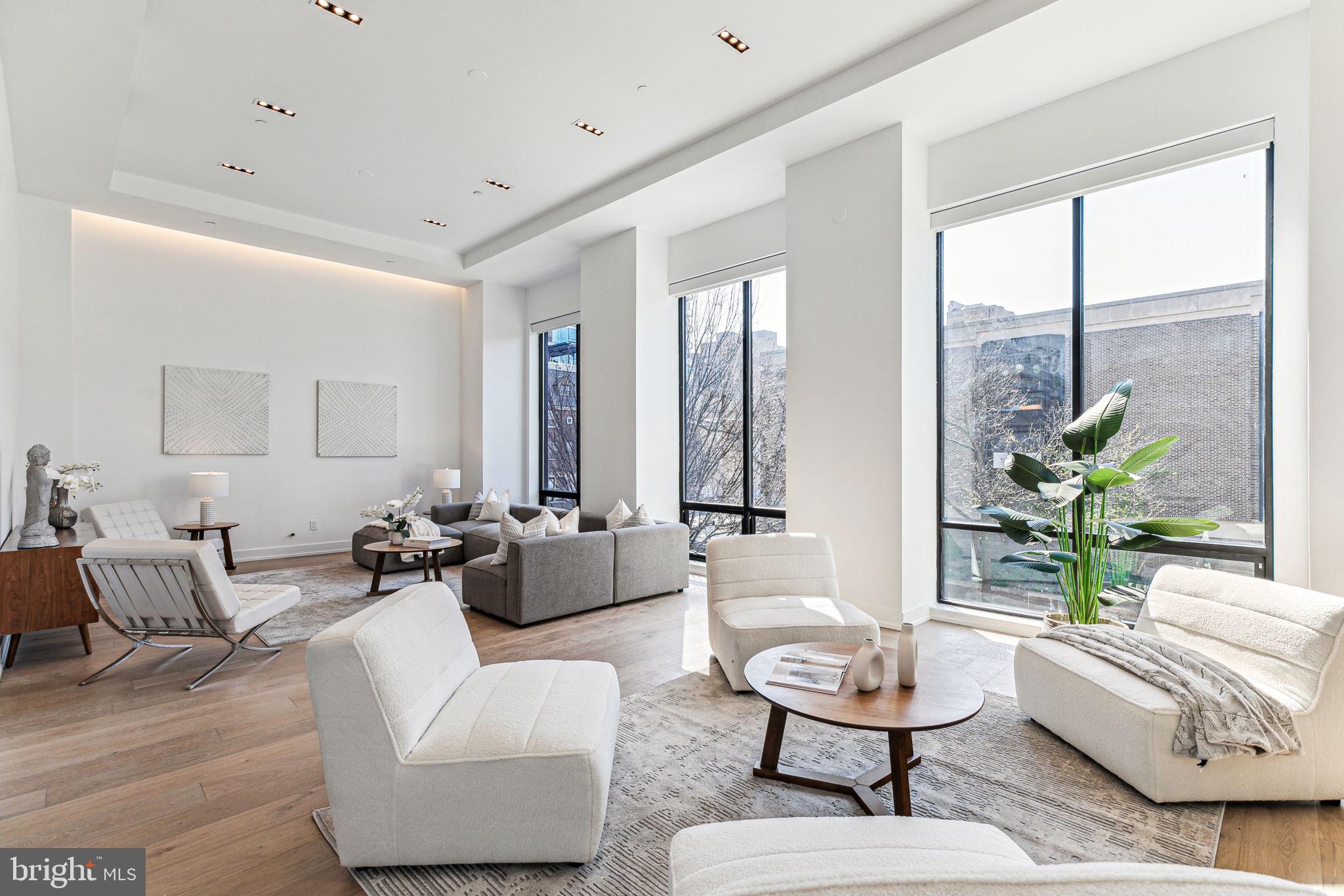RITTENHOUSE SQUARE - Residential