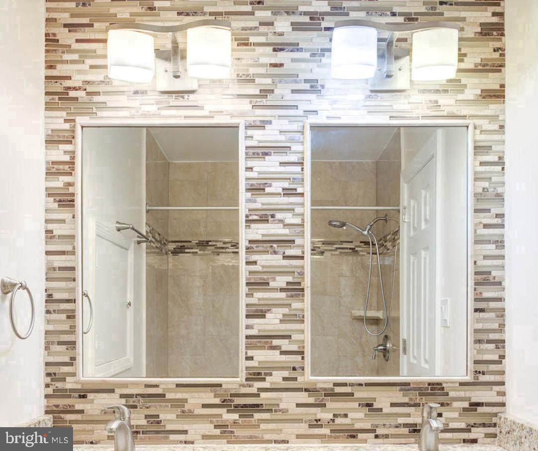 HIGHLAND STONE - Residential Lease