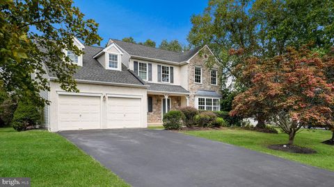 201 DRAKE LANE NORTH WALES PA 19454