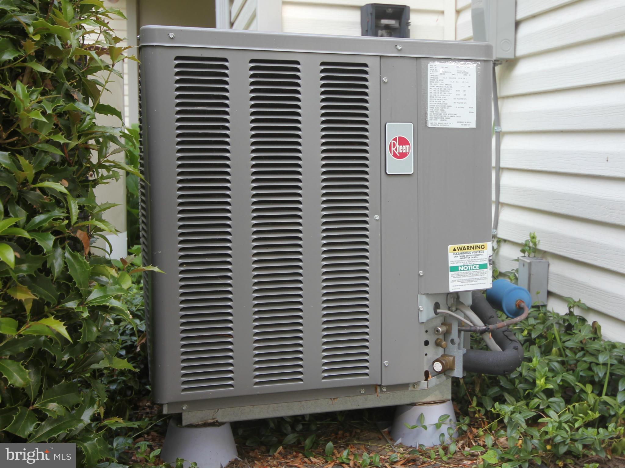 PONDS AT CENTREVILLE - Residential