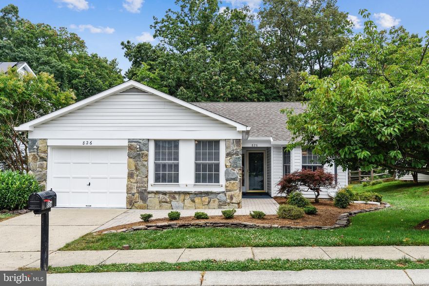 1 Level Living in one of the best locations in Heritage Harbour, 55+ Community.  Living Room with fireplace and dining area.   Spacious kitchen with updated appliances, pantry and  breakfast area.  Cozy den with sliding glass doors leads to peaceful and private backyard with large paver patio.  Primary bedroom with large walk-in closet and bath.  Second Bedroom and full bath.  Laundry room and garage have extra shelving.  Heritage Harbour Community has many amenities including golf course, tennis courts, pickle ball courts, indoor / outdoor pools, fitness center,  water access to bring your canoe or kayak and so much more.