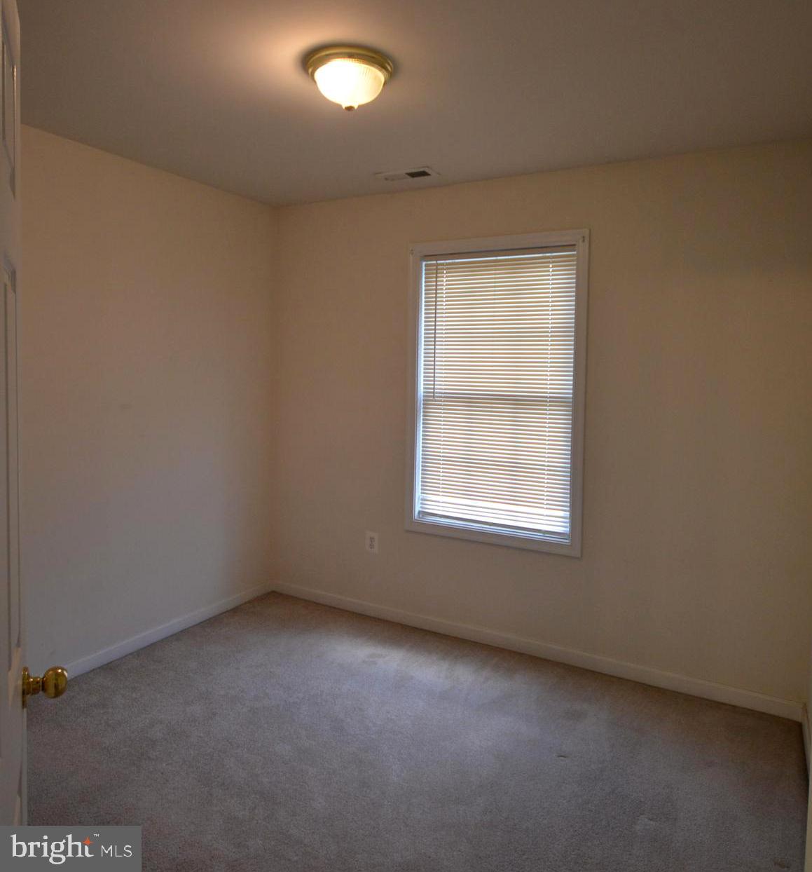 INWOOD MEADOWS - Residential Lease