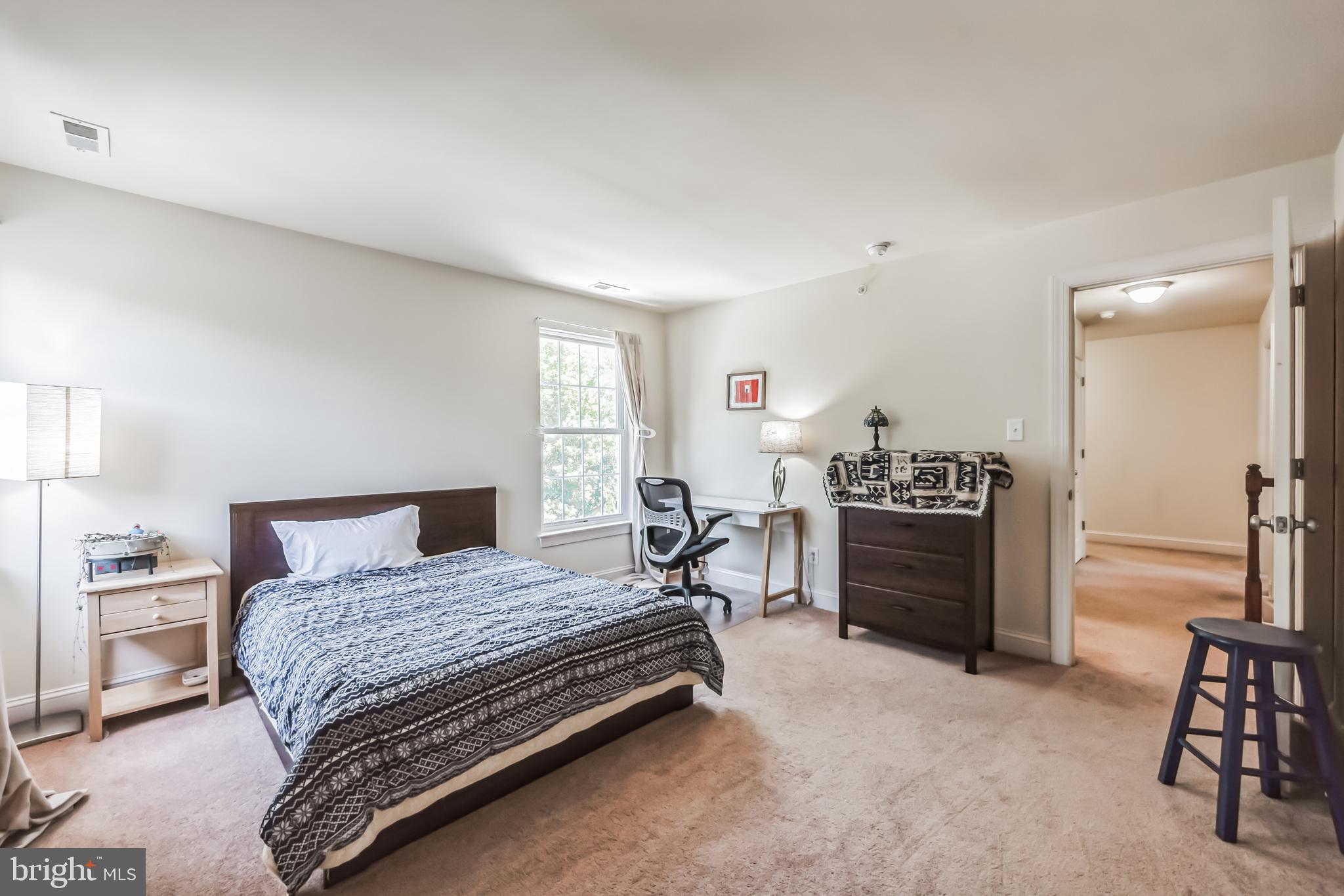 AMBLER HOUSE - Residential