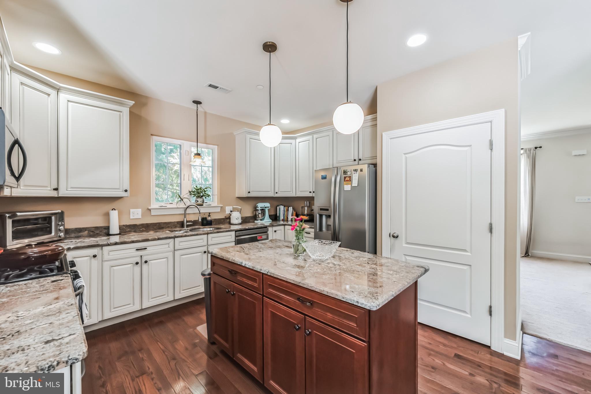 AMBLER HOUSE - Residential