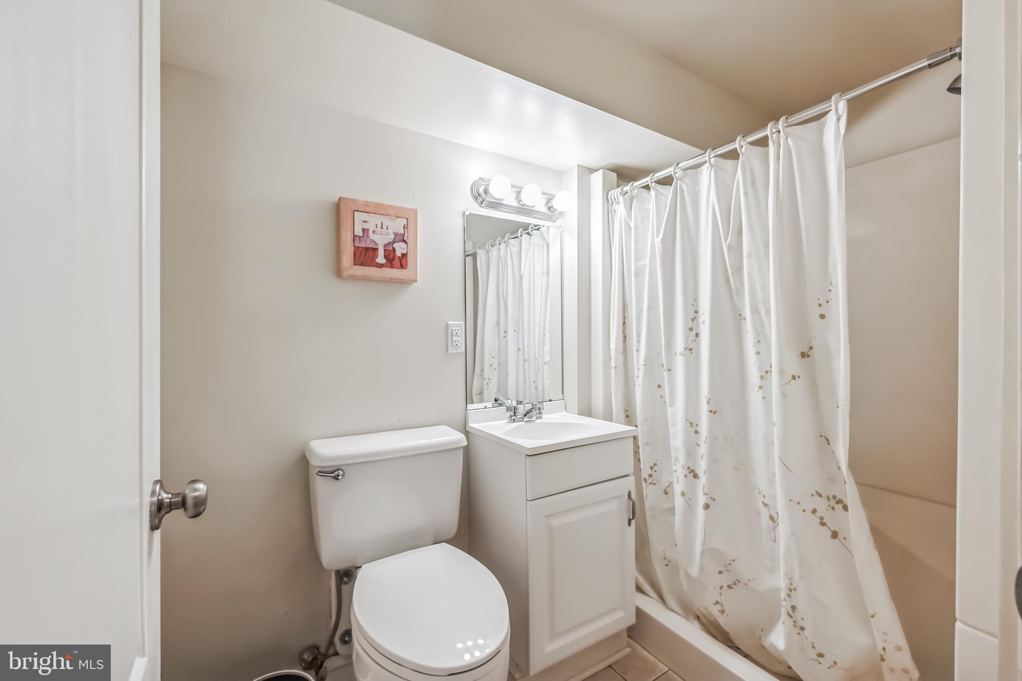 AMBLER HOUSE - Residential