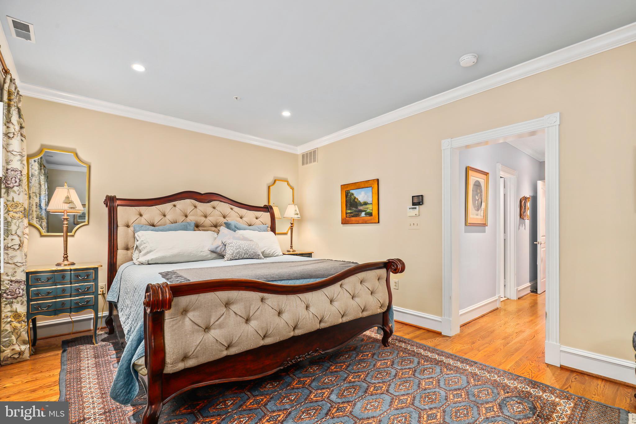 BACKYARD BOATS - Residential