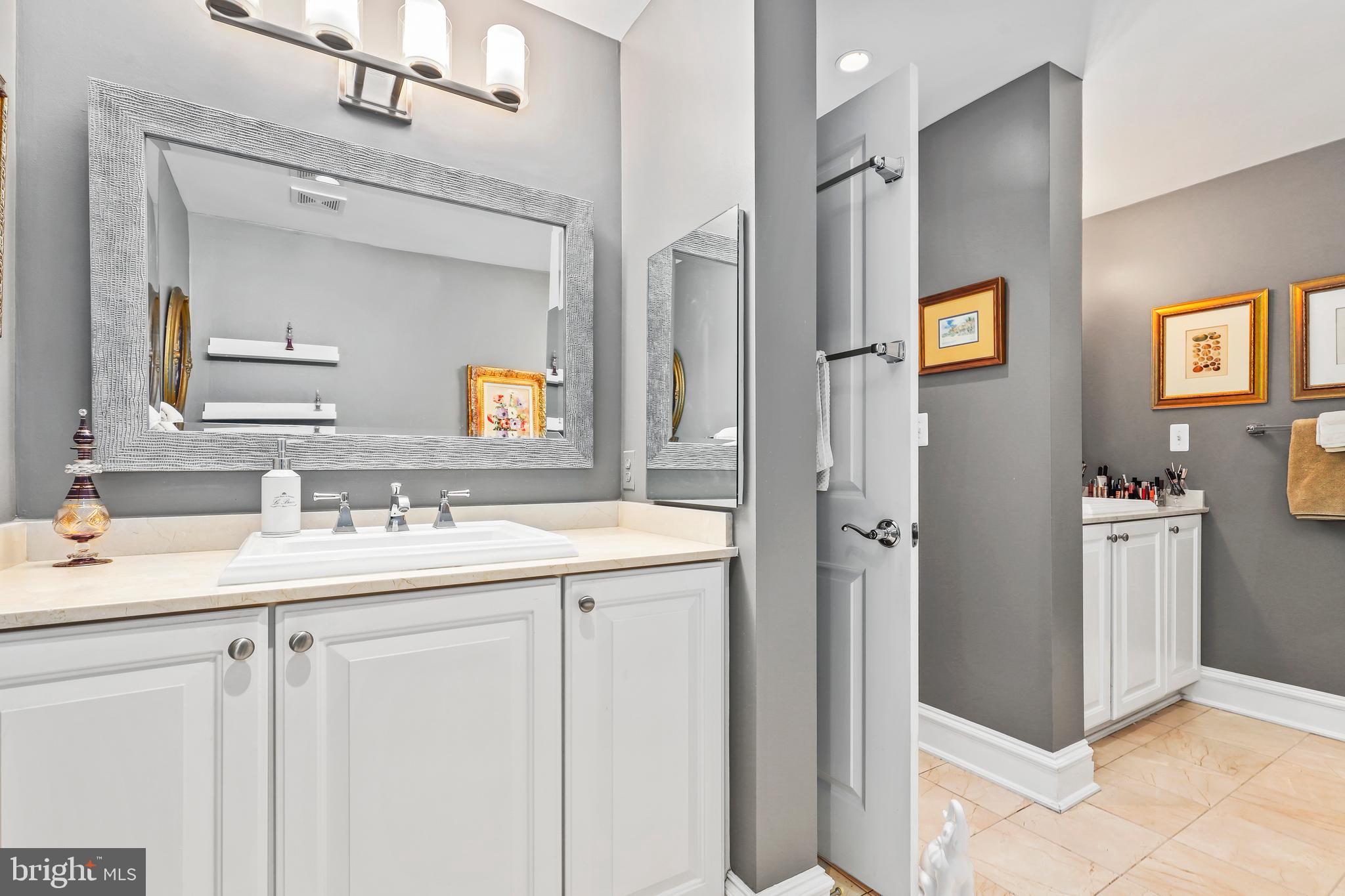 BACKYARD BOATS - Residential