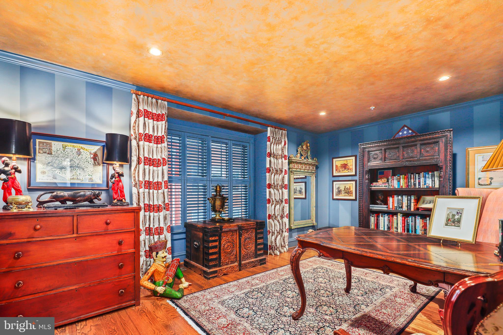 BACKYARD BOATS - Residential