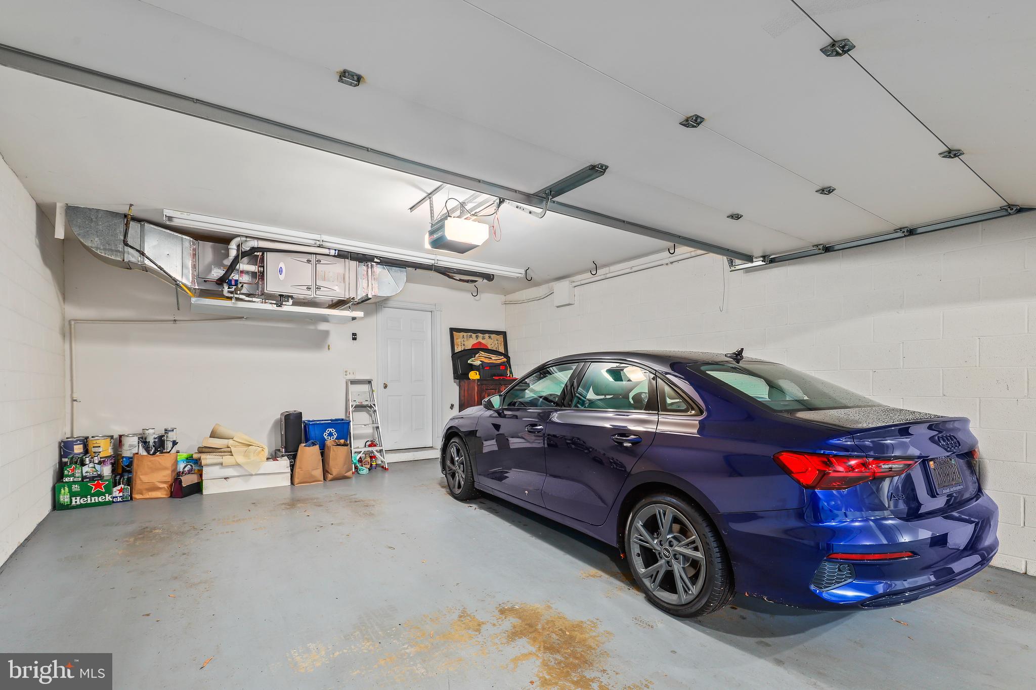 BACKYARD BOATS - Residential