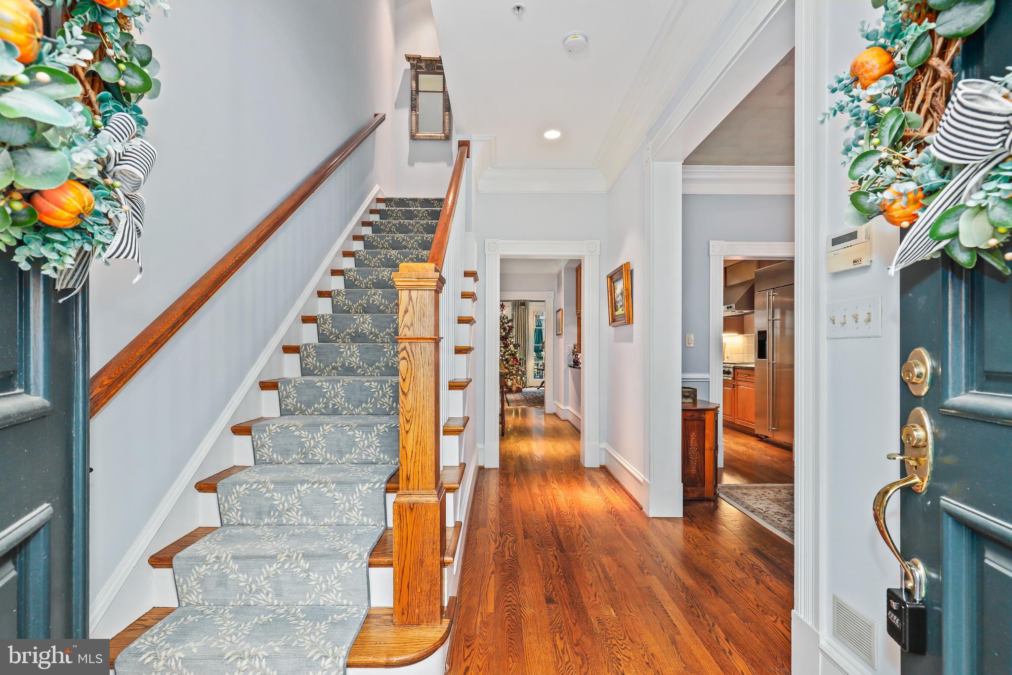 BACKYARD BOATS - Residential