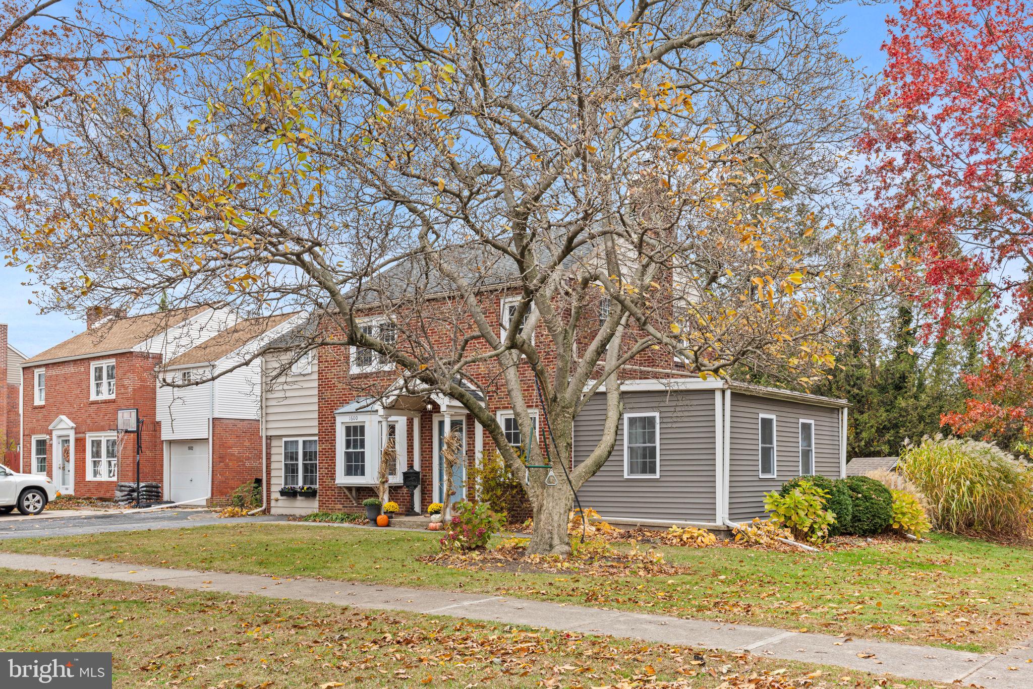 HIGHLAND PARK - Residential