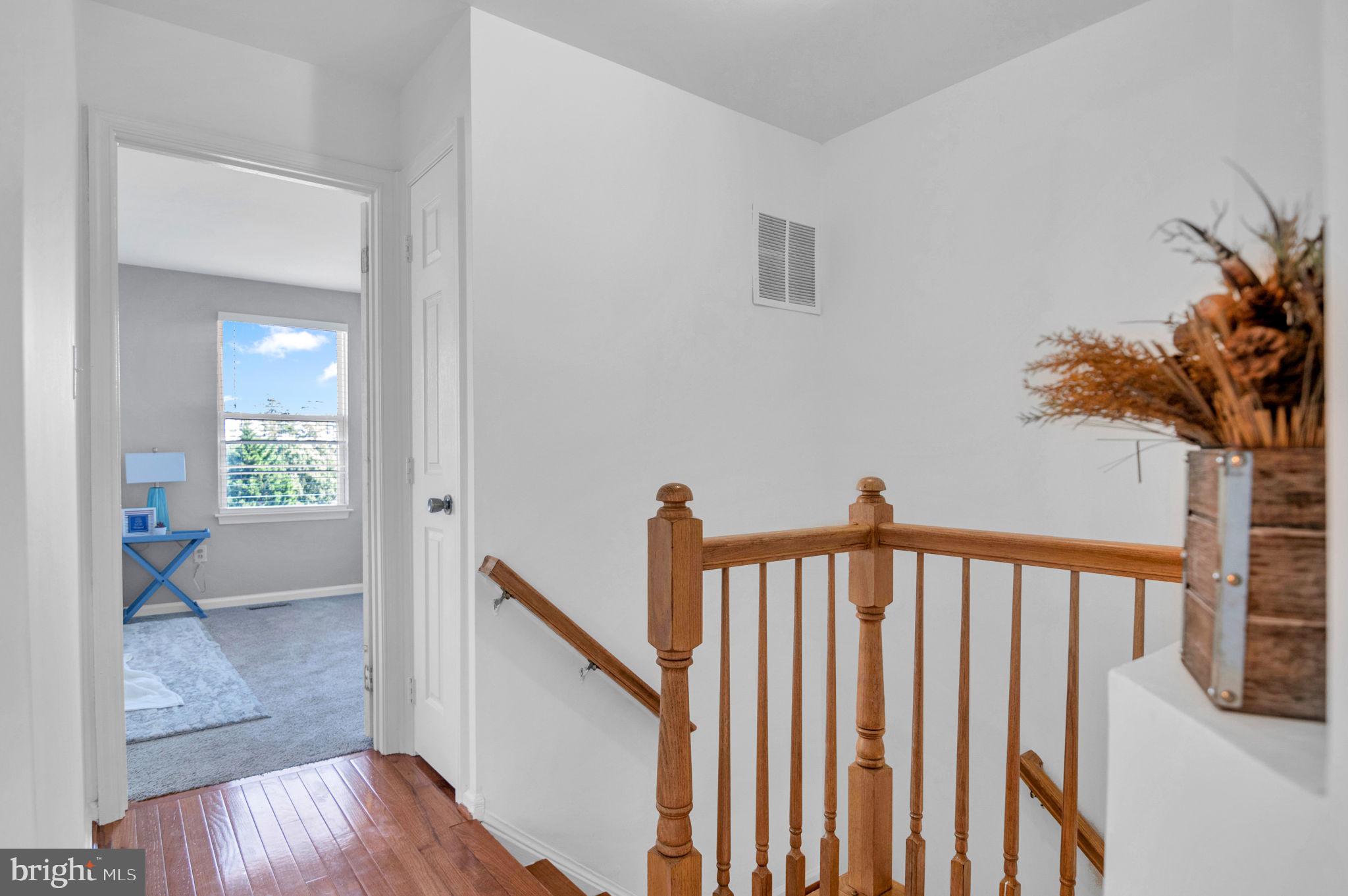 LEE OVERLOOK - Residential