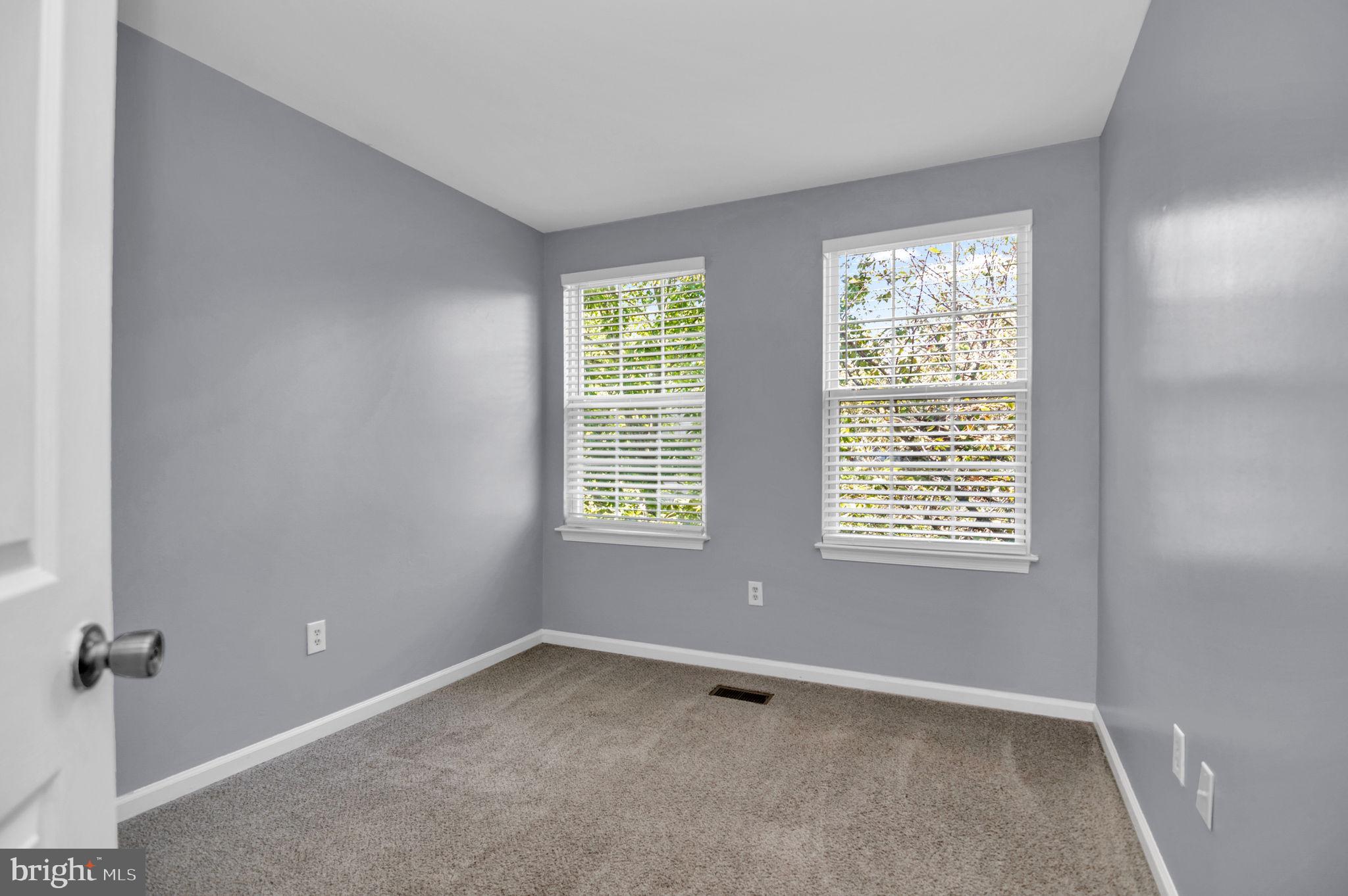 LEE OVERLOOK - Residential