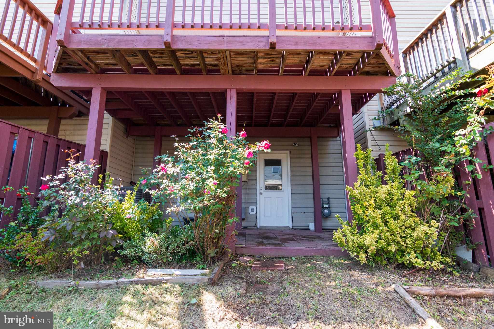 LEE OVERLOOK - Residential