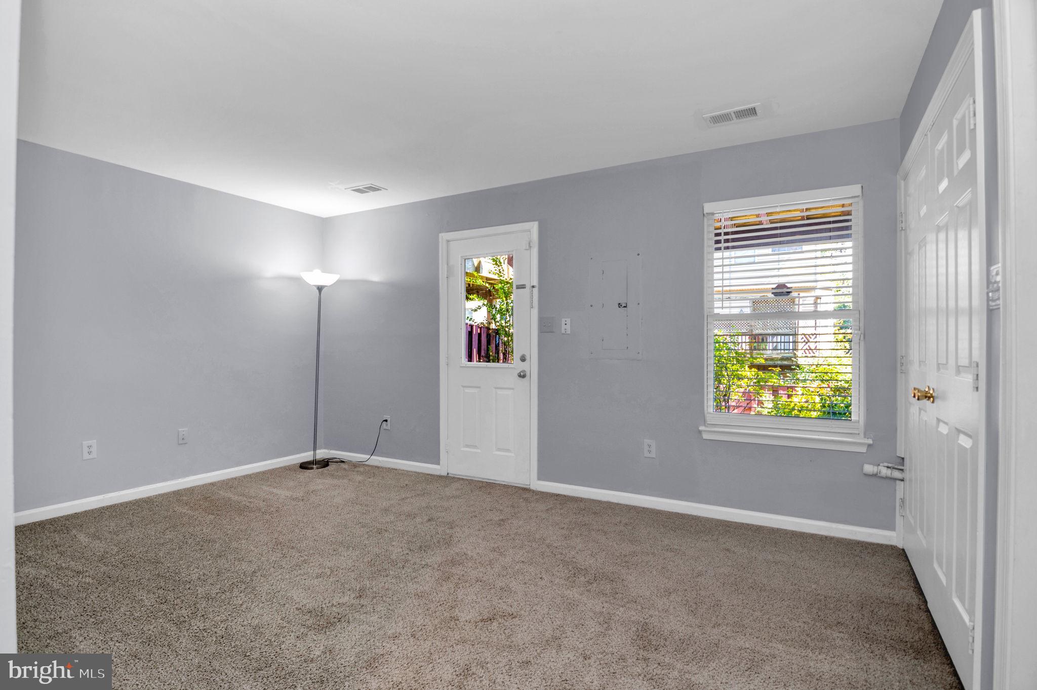 LEE OVERLOOK - Residential