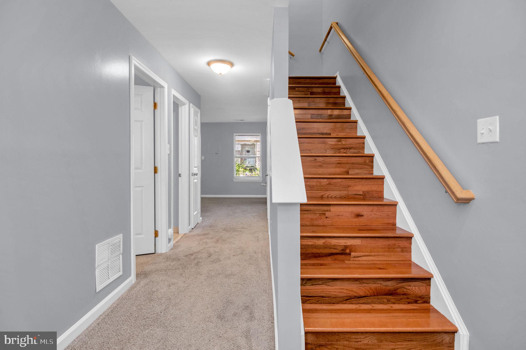 LEE OVERLOOK - Residential