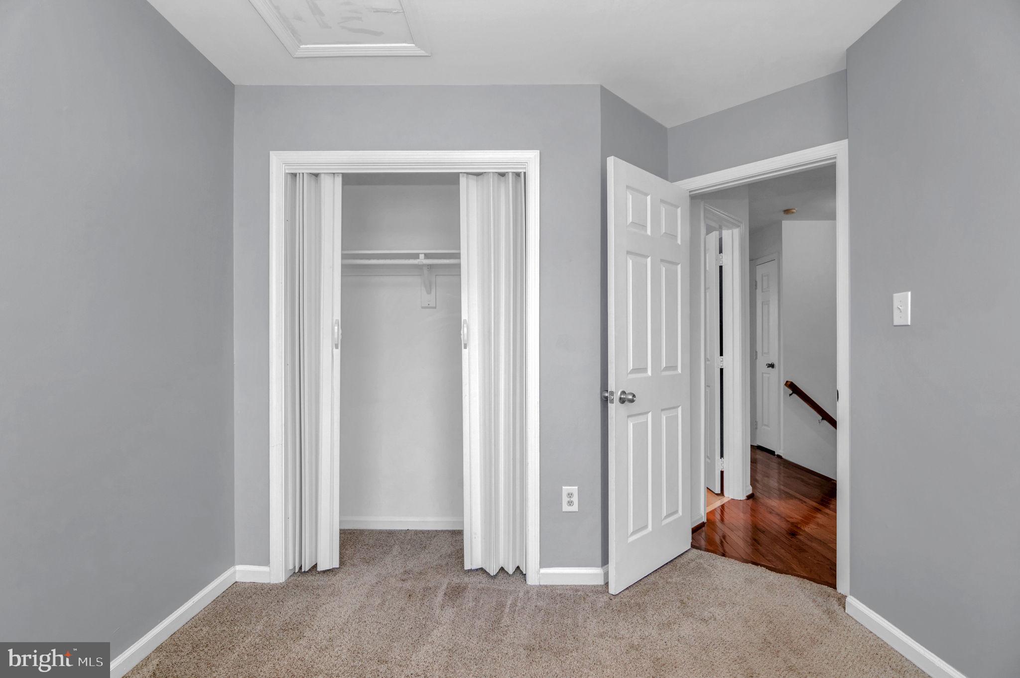 LEE OVERLOOK - Residential