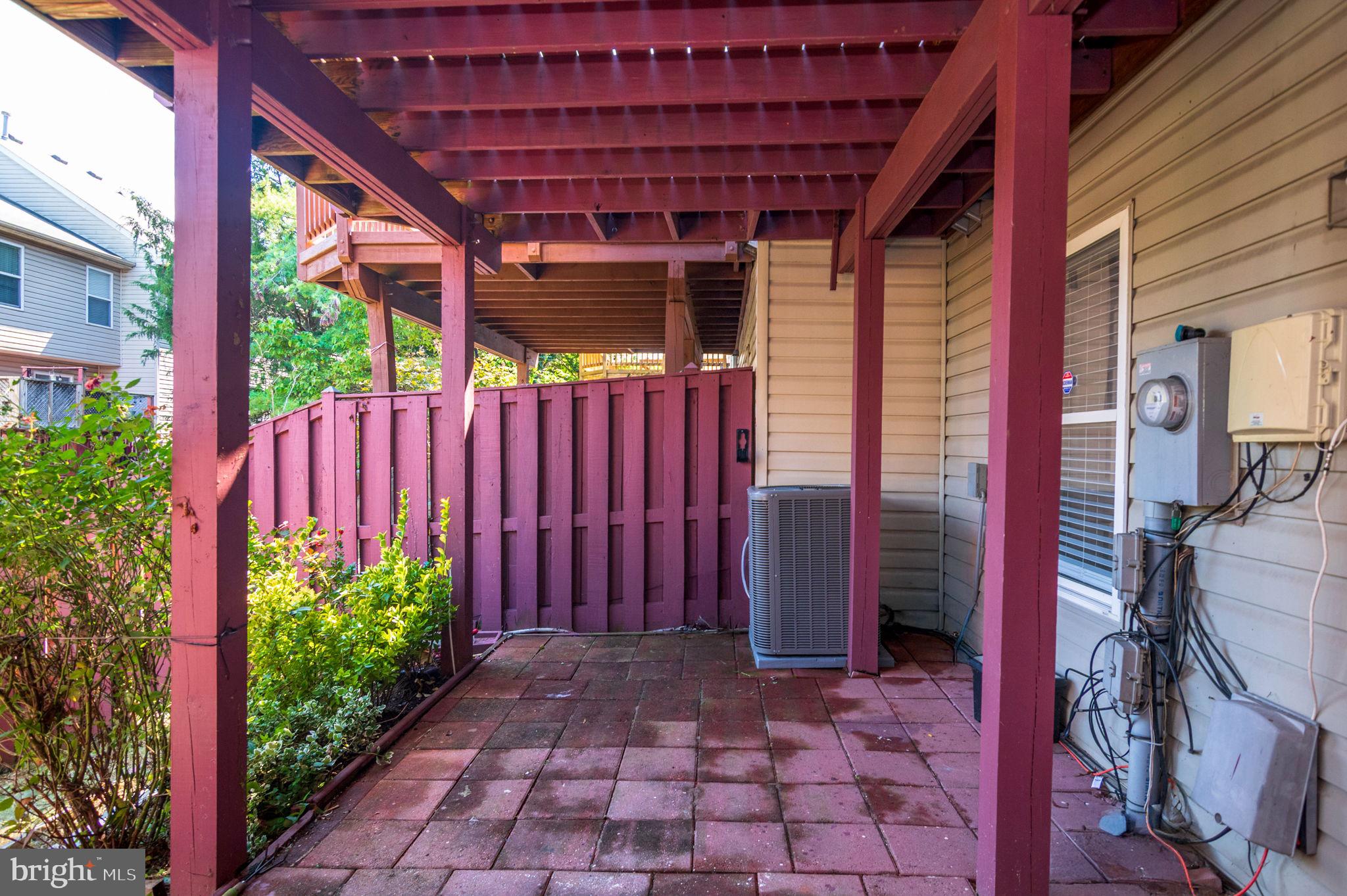 LEE OVERLOOK - Residential