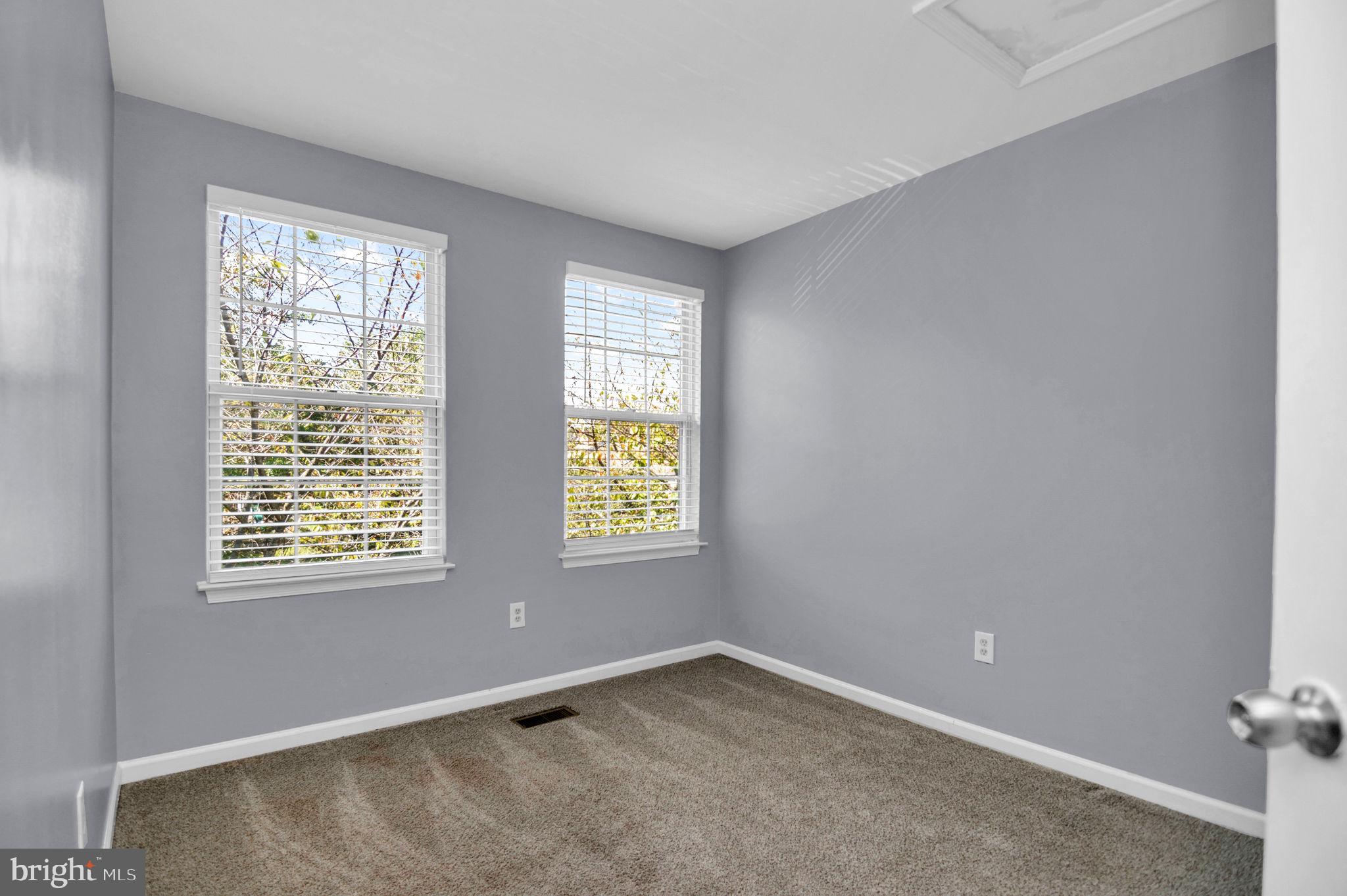 LEE OVERLOOK - Residential