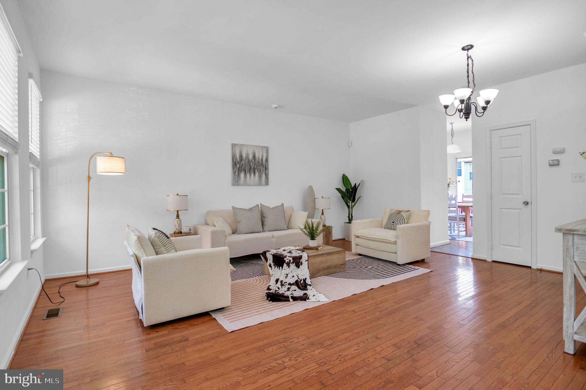 LEE OVERLOOK - Residential